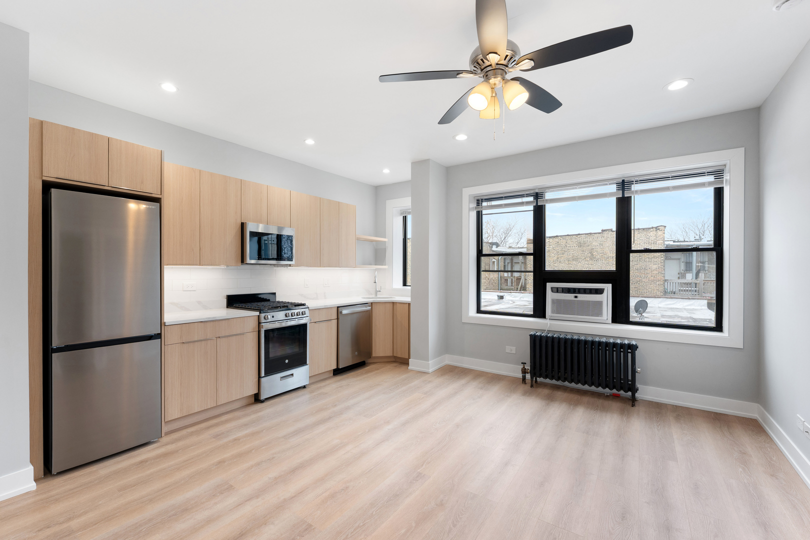 1546 W JONQUIL Terrace Unit: 106