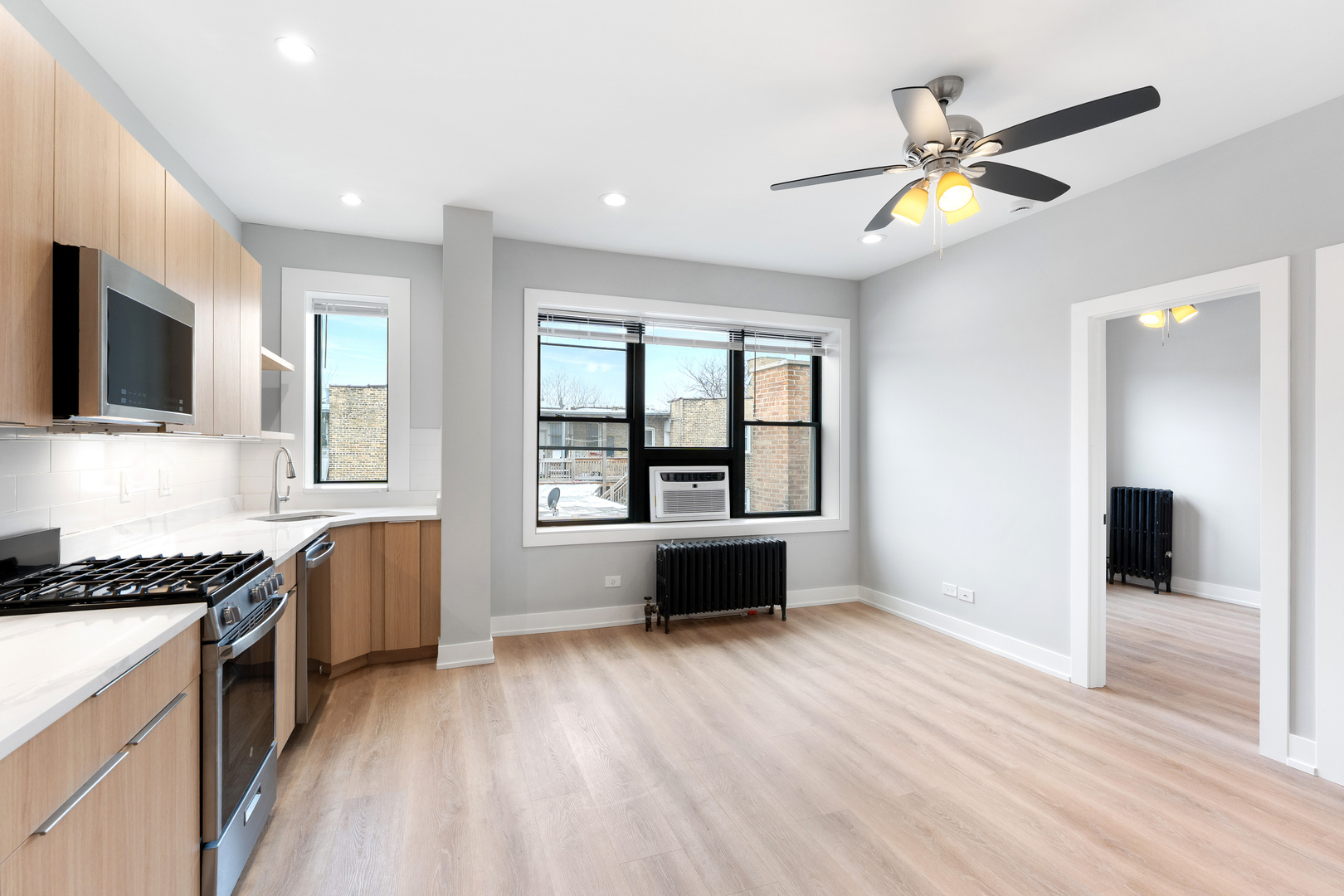 1546 W JONQUIL Terrace Unit: 106
