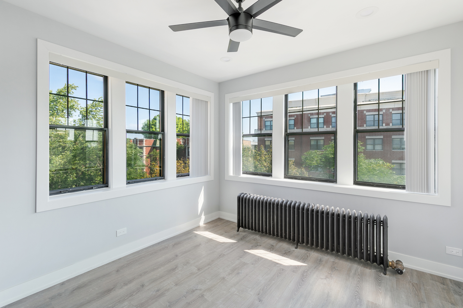 7618 N Eastlake Terrace Unit: 3