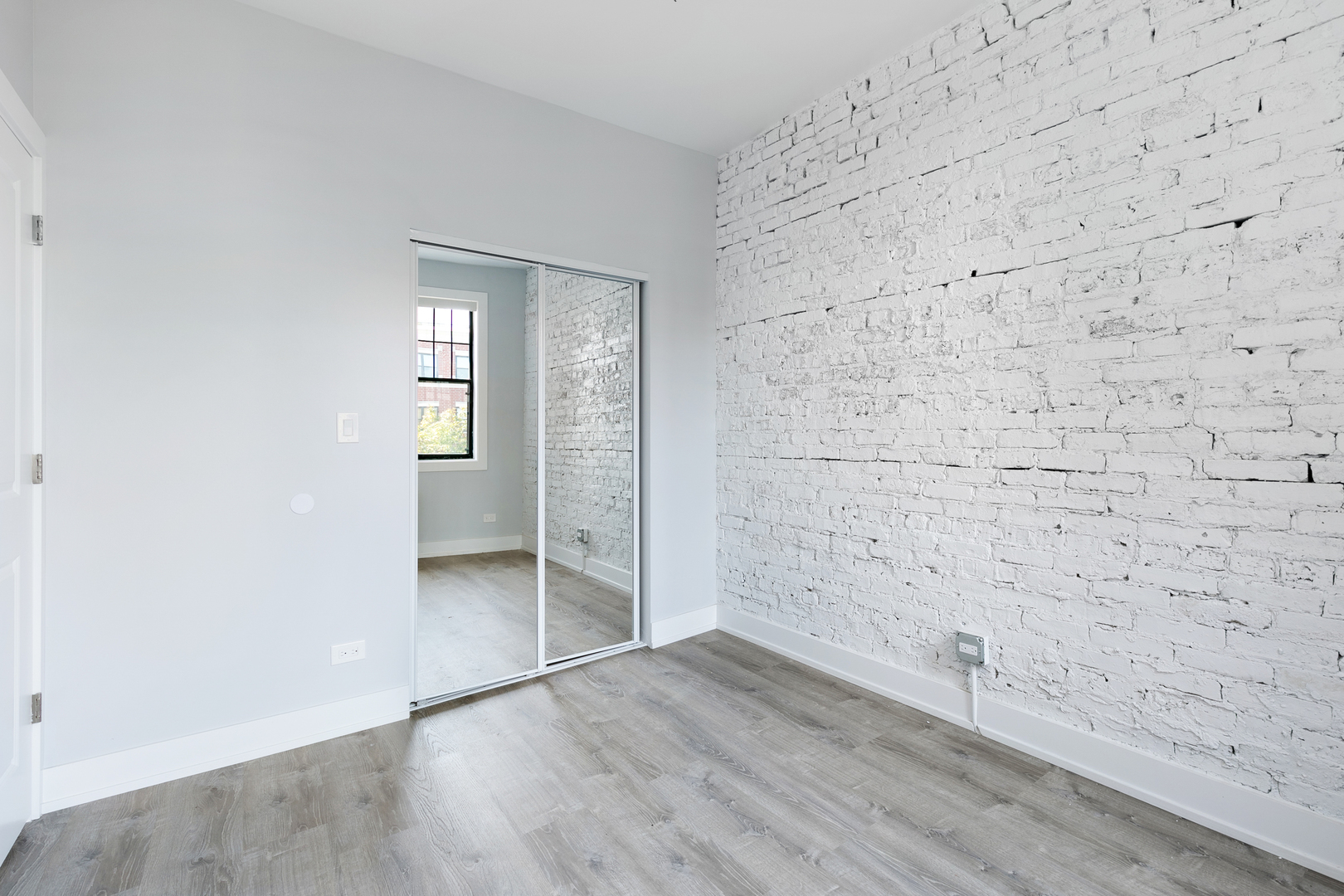7618 N Eastlake Terrace Unit: 3