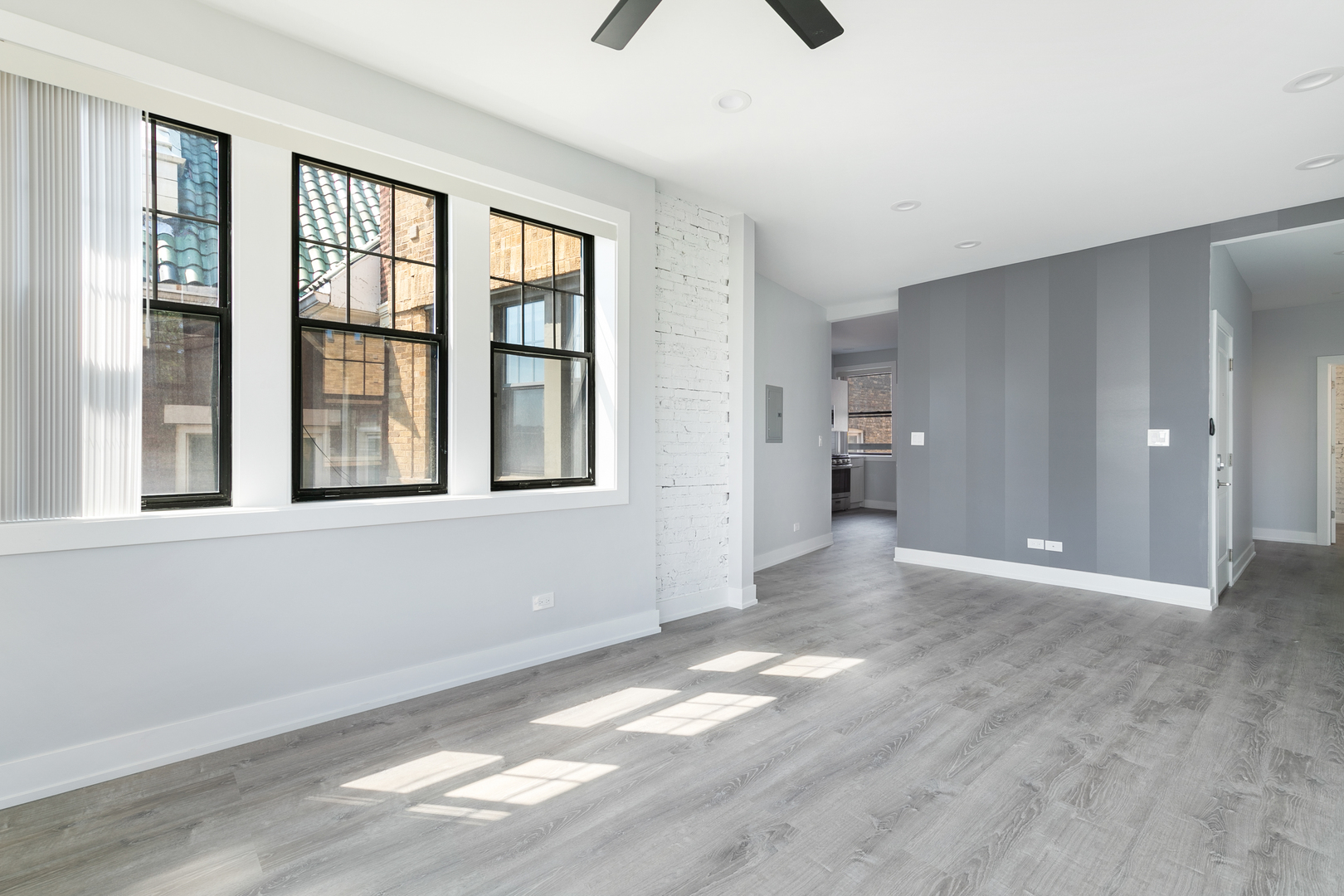 7618 N Eastlake Terrace Unit: 3