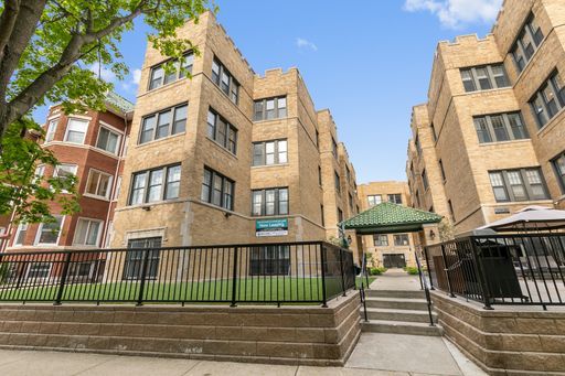 7618 N Eastlake Terrace Unit: 3