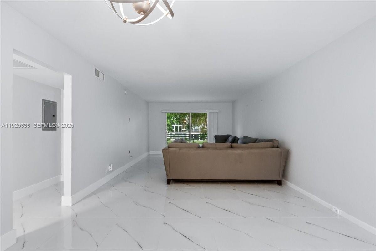 2303 Lucaya Lane E2