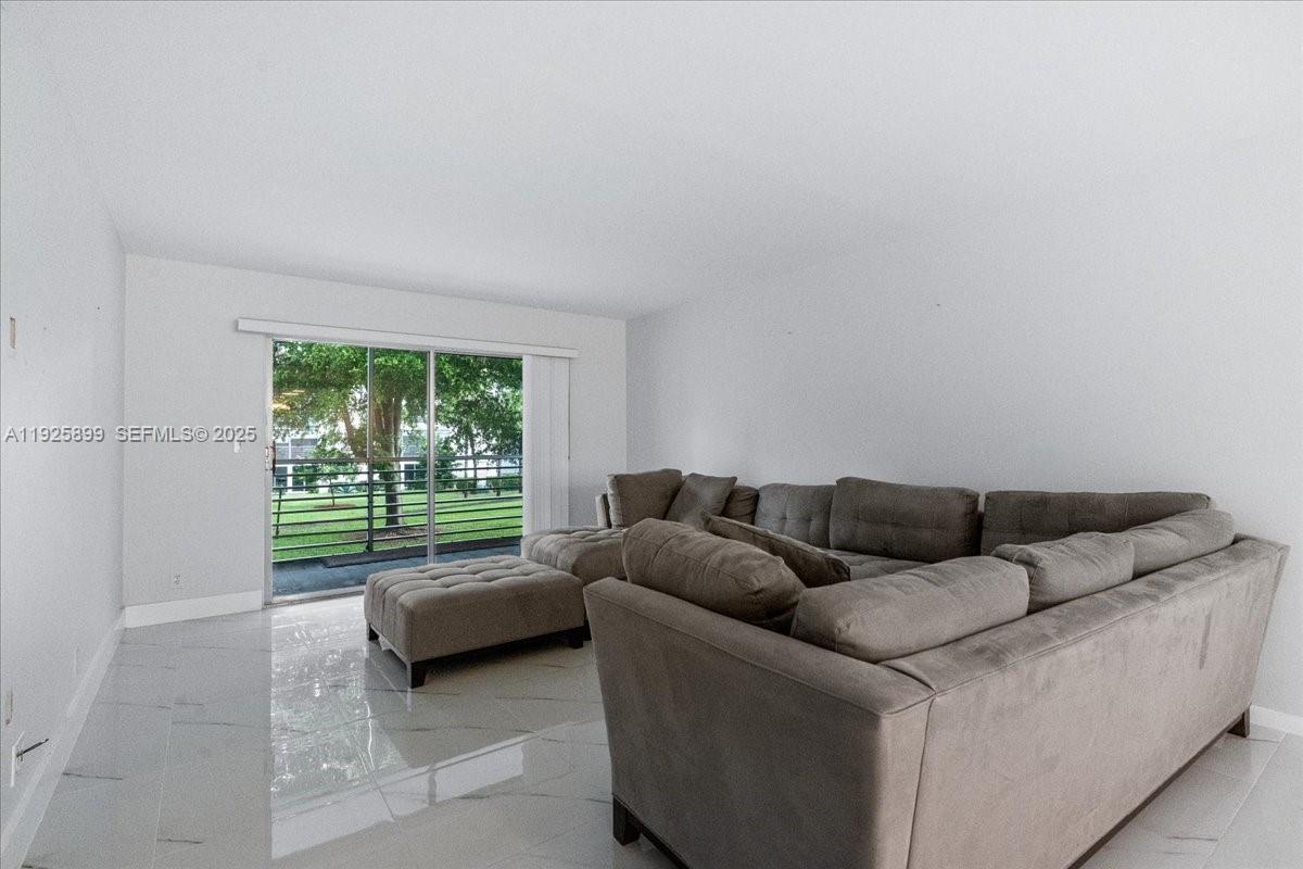 2303 Lucaya Lane E2
