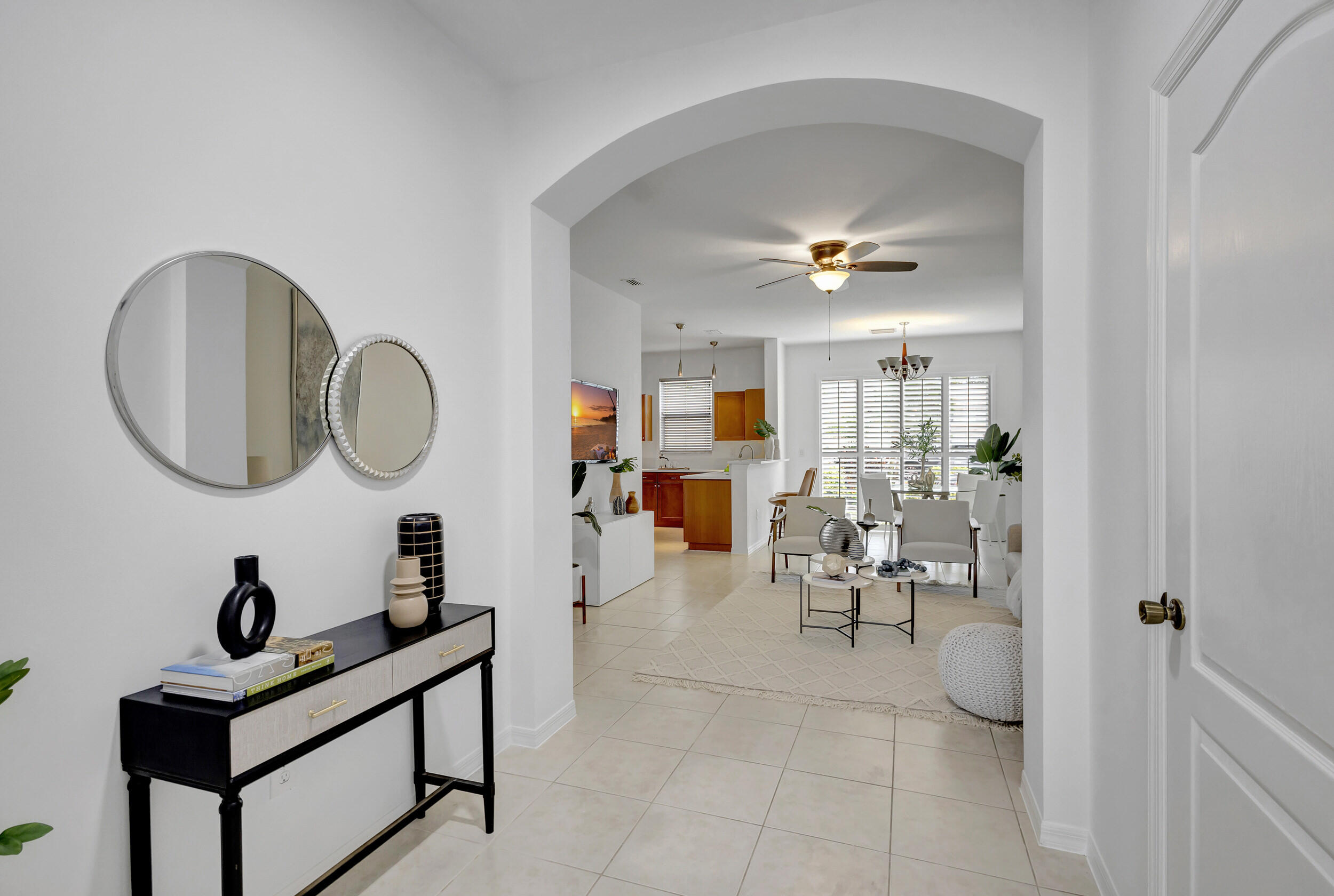 6110 Seminole Gardens Circle