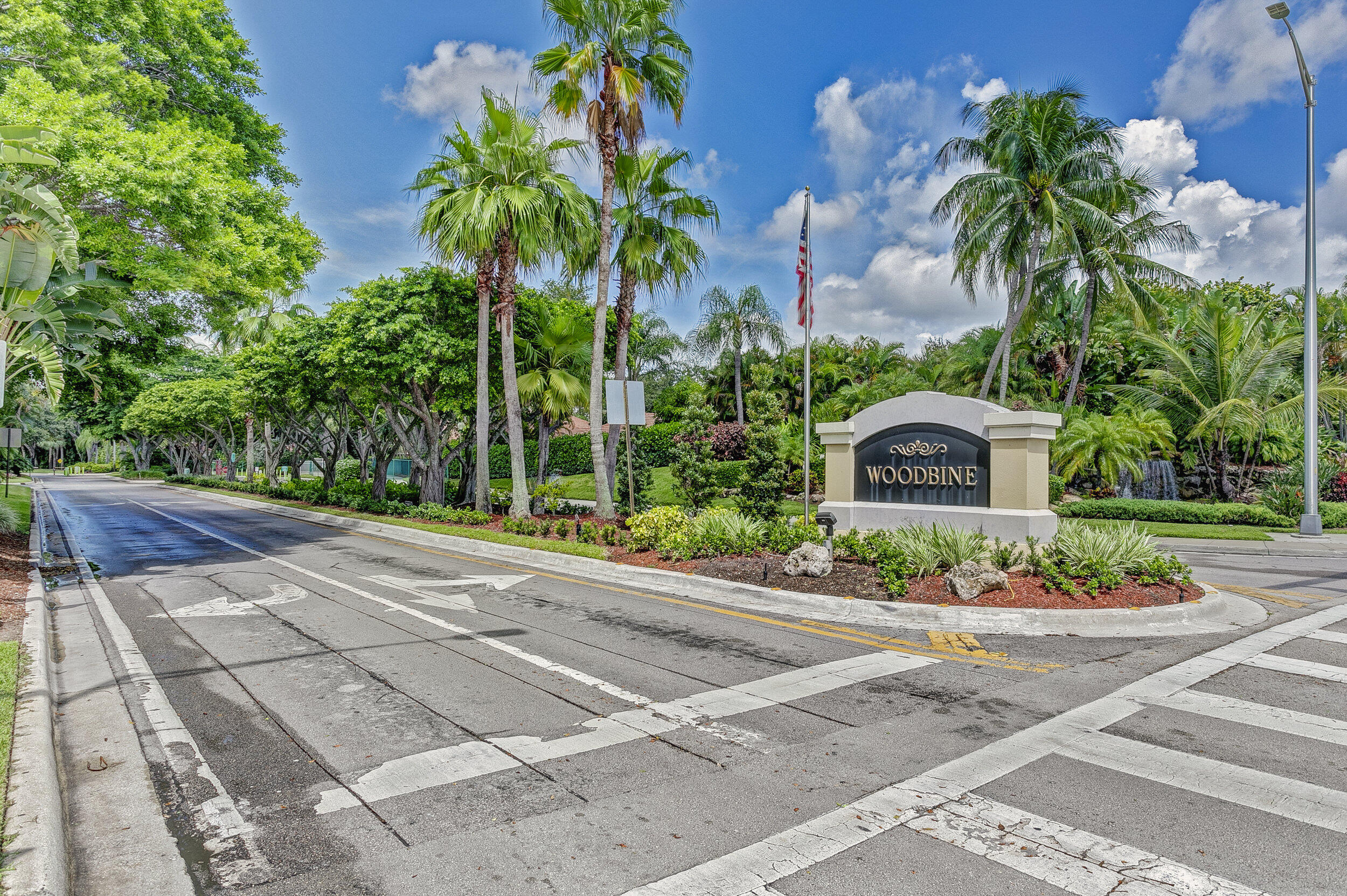 6110 Seminole Gardens Circle