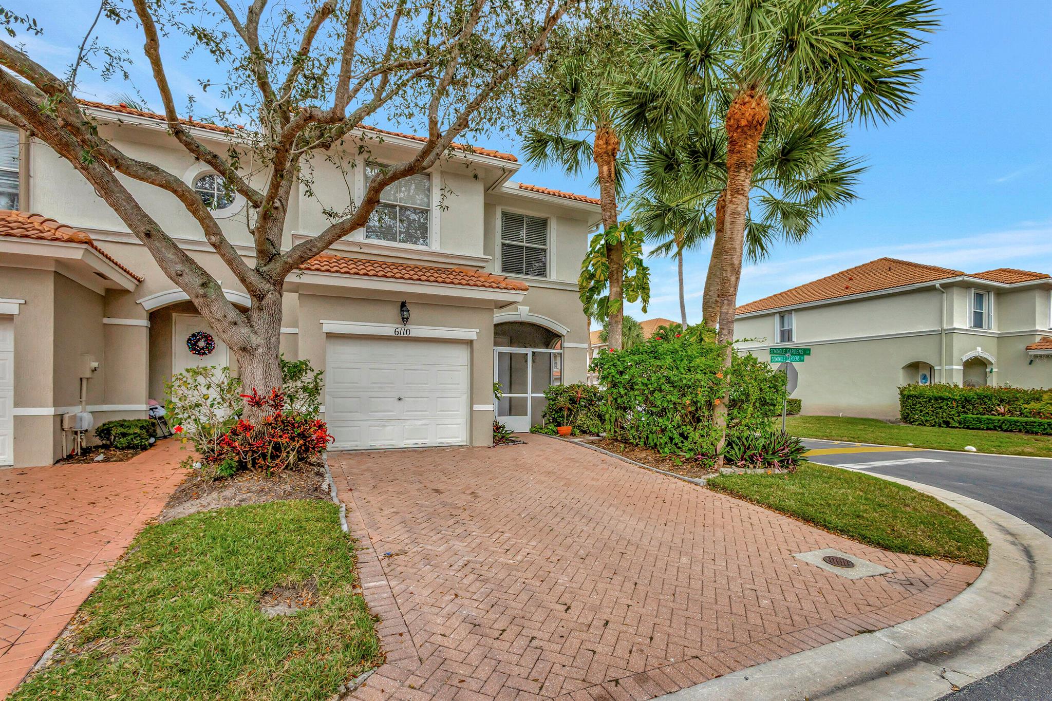 6110 Seminole Gardens Circle