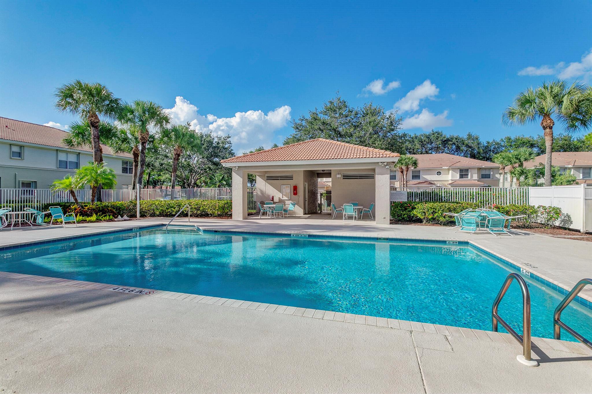 6110 Seminole Gardens Circle