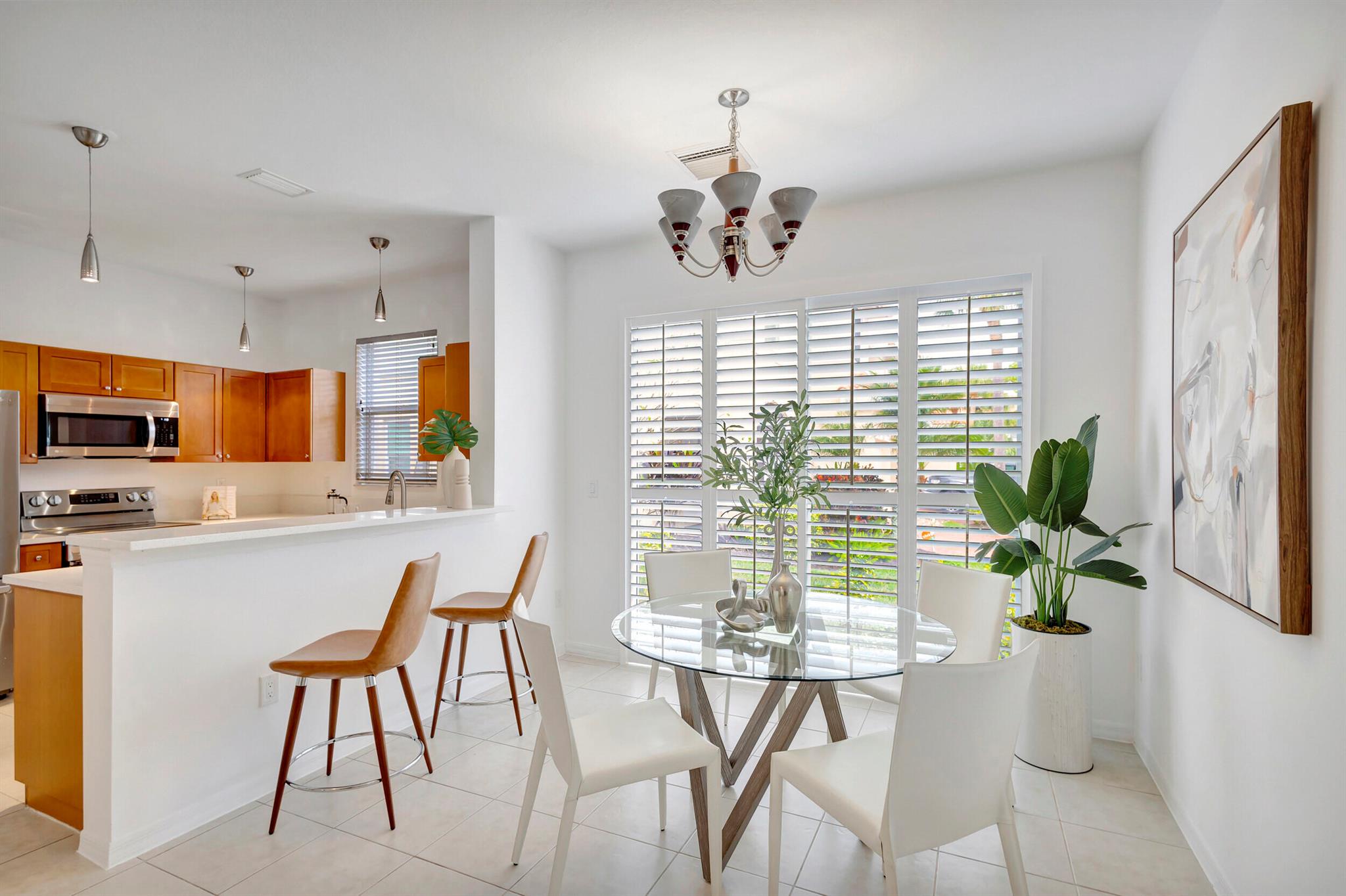 6110 Seminole Gardens Circle