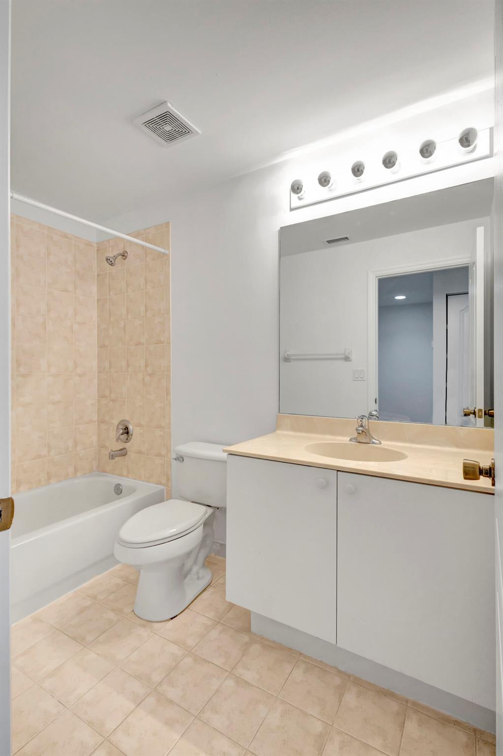 6110 Seminole Gardens Circle