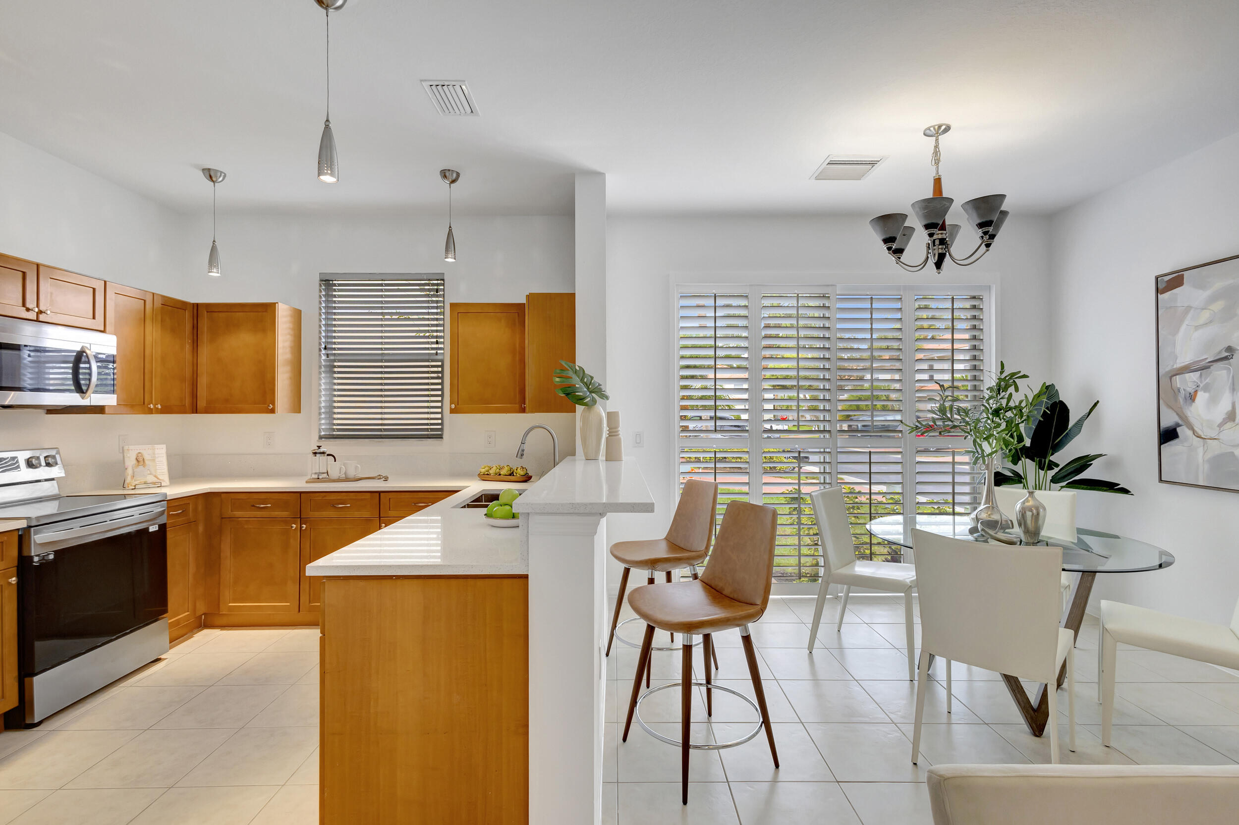 6110 Seminole Gardens Circle