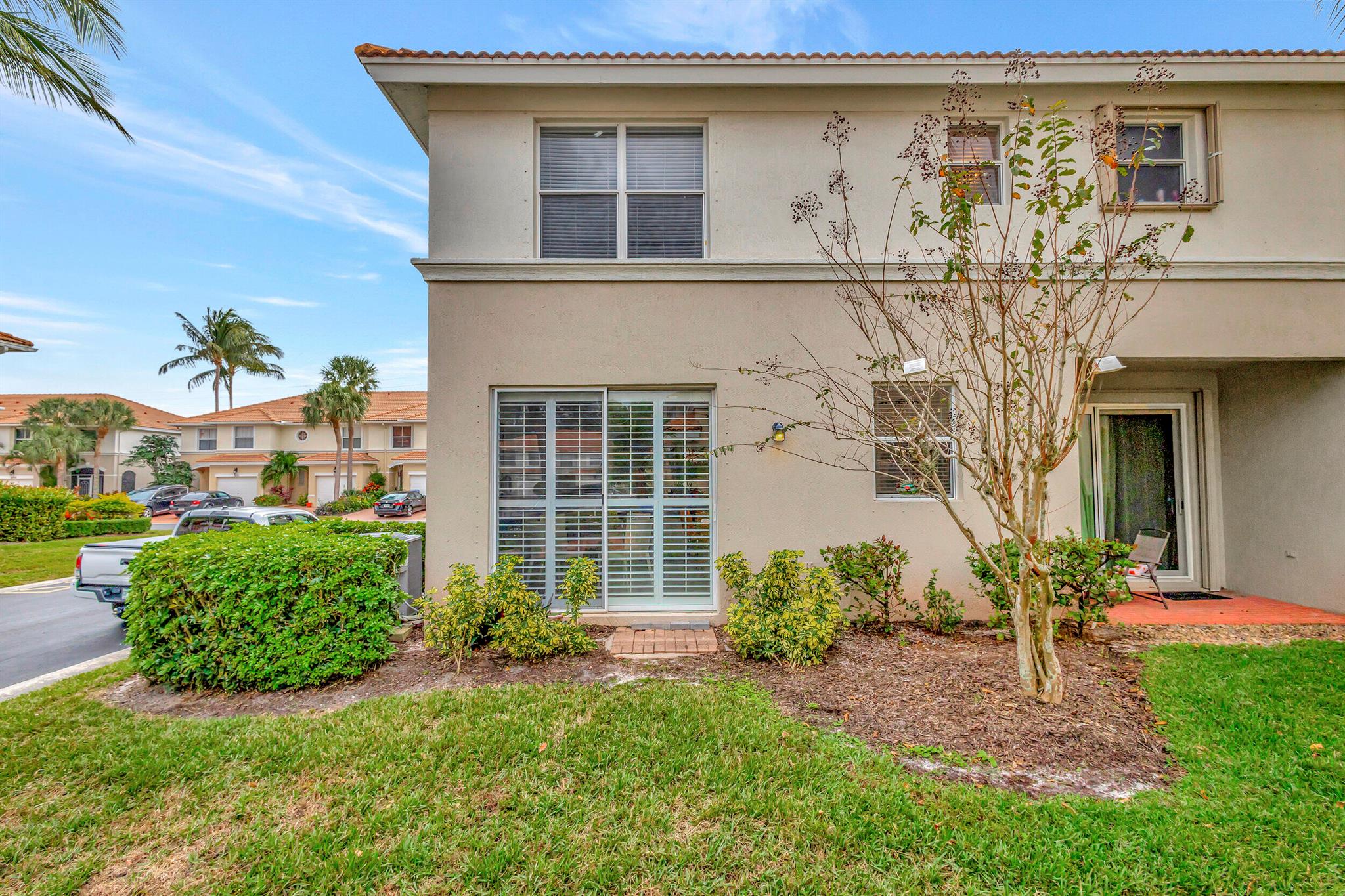 6110 Seminole Gardens Circle