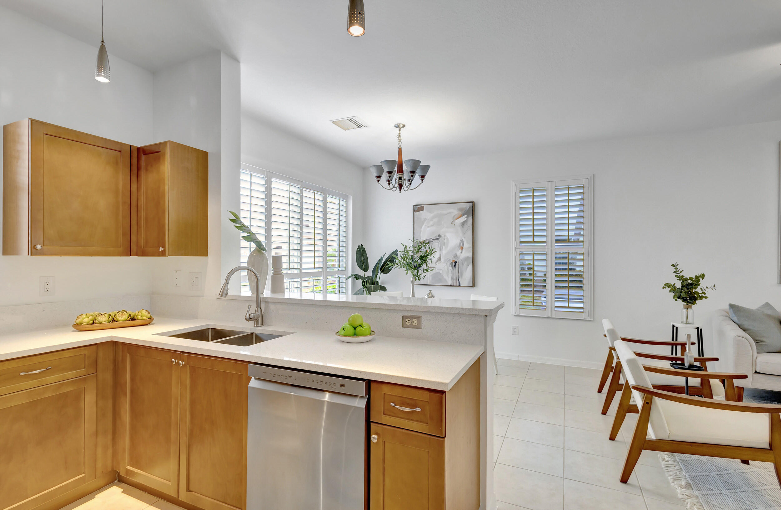 6110 Seminole Gardens Circle