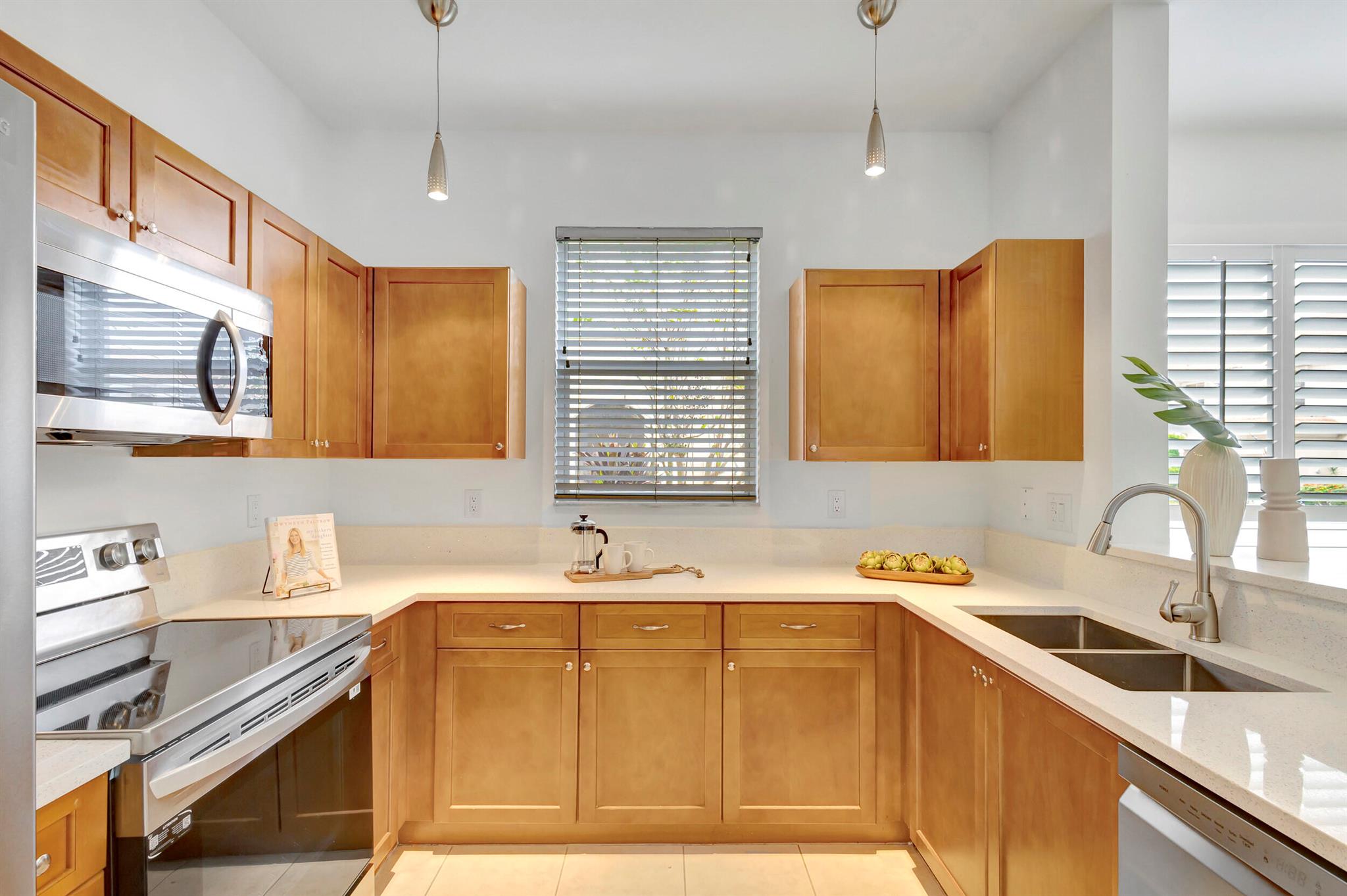 6110 Seminole Gardens Circle