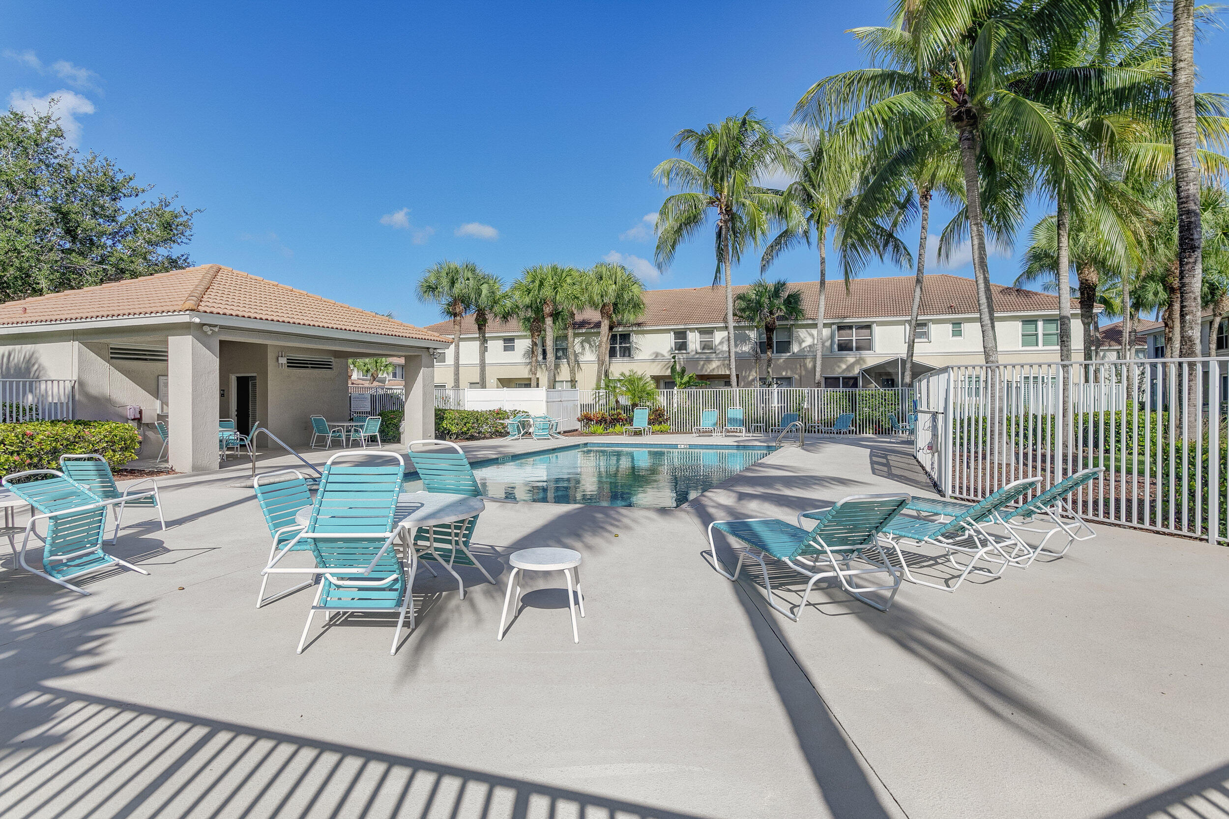 6110 Seminole Gardens Circle