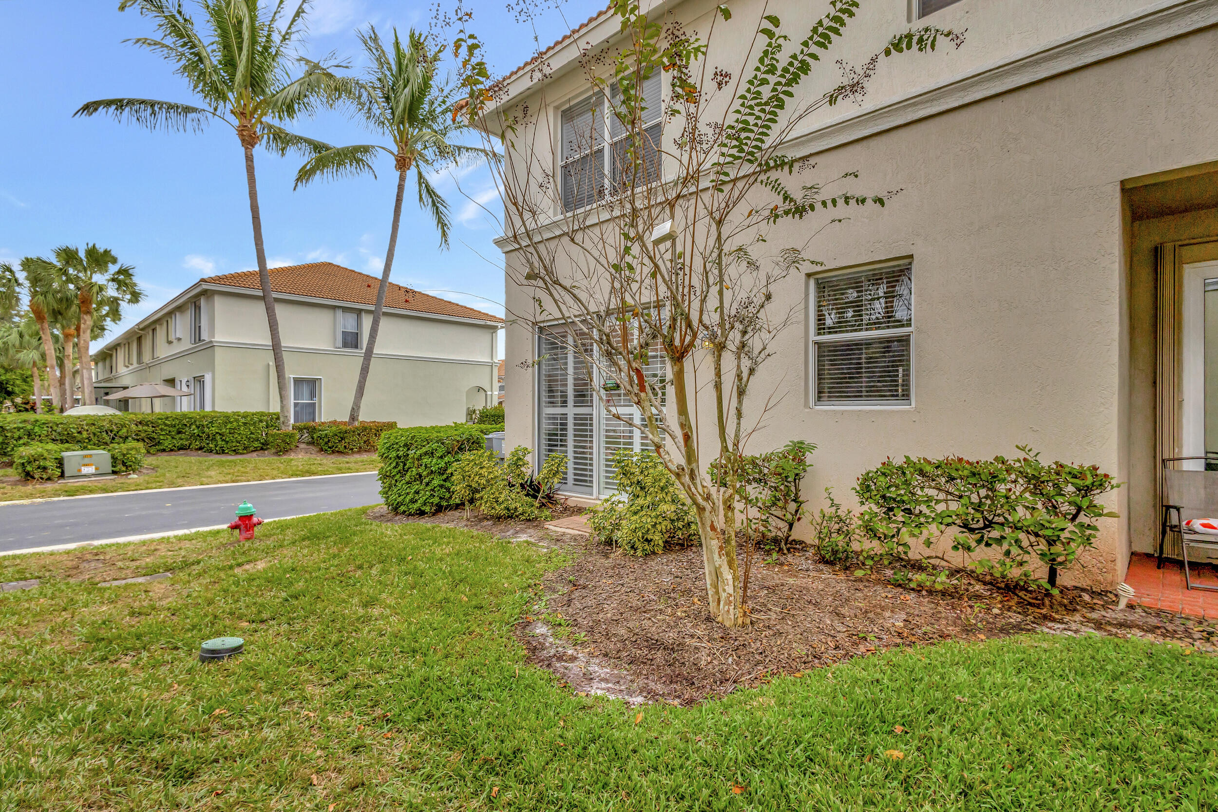 6110 Seminole Gardens Circle