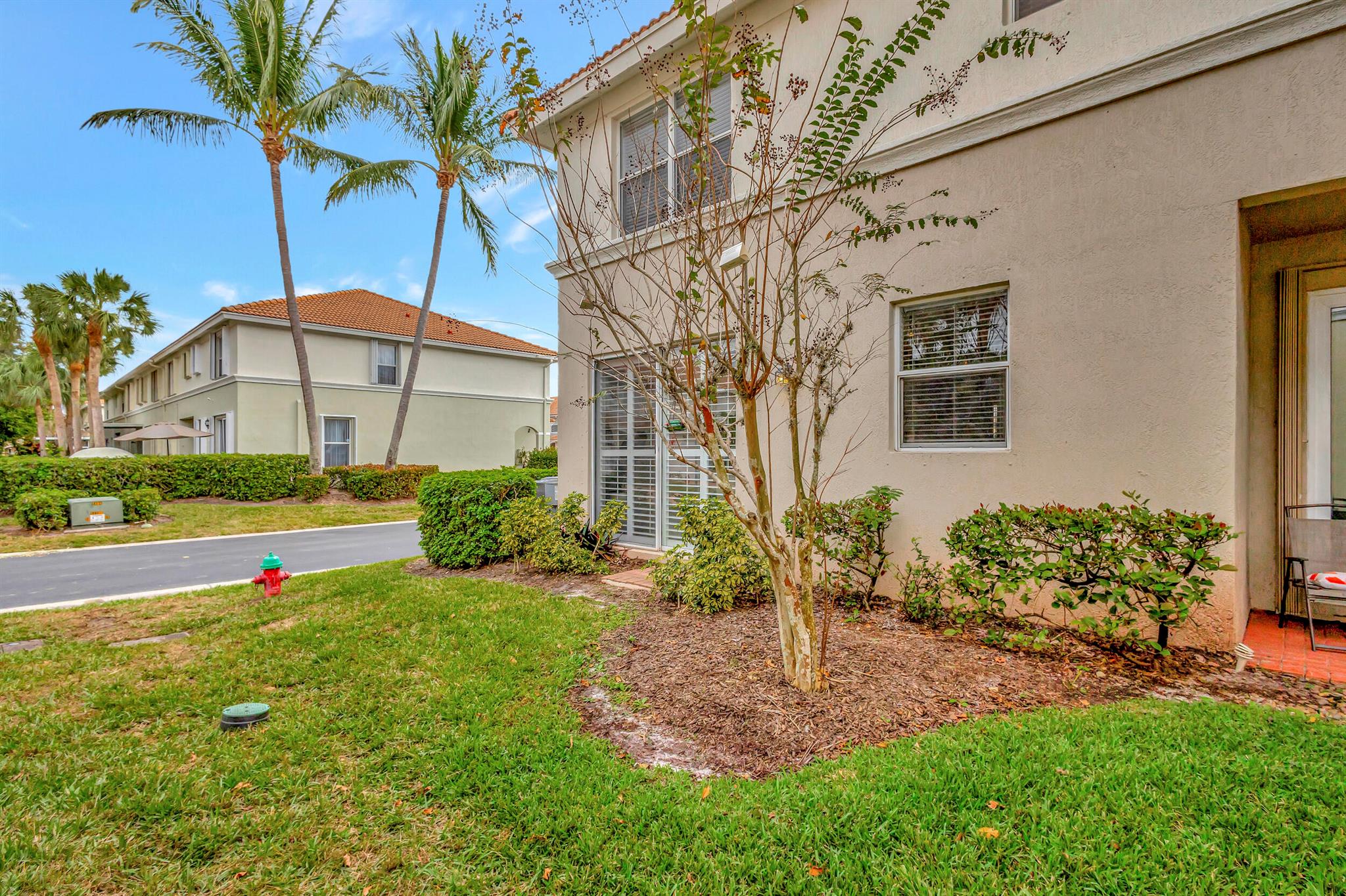 6110 Seminole Gardens Circle