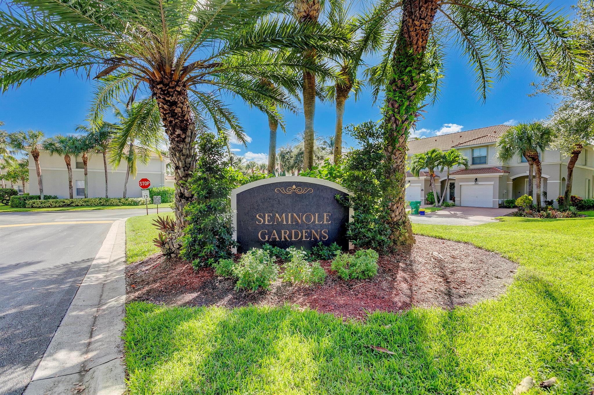6110 Seminole Gardens Circle