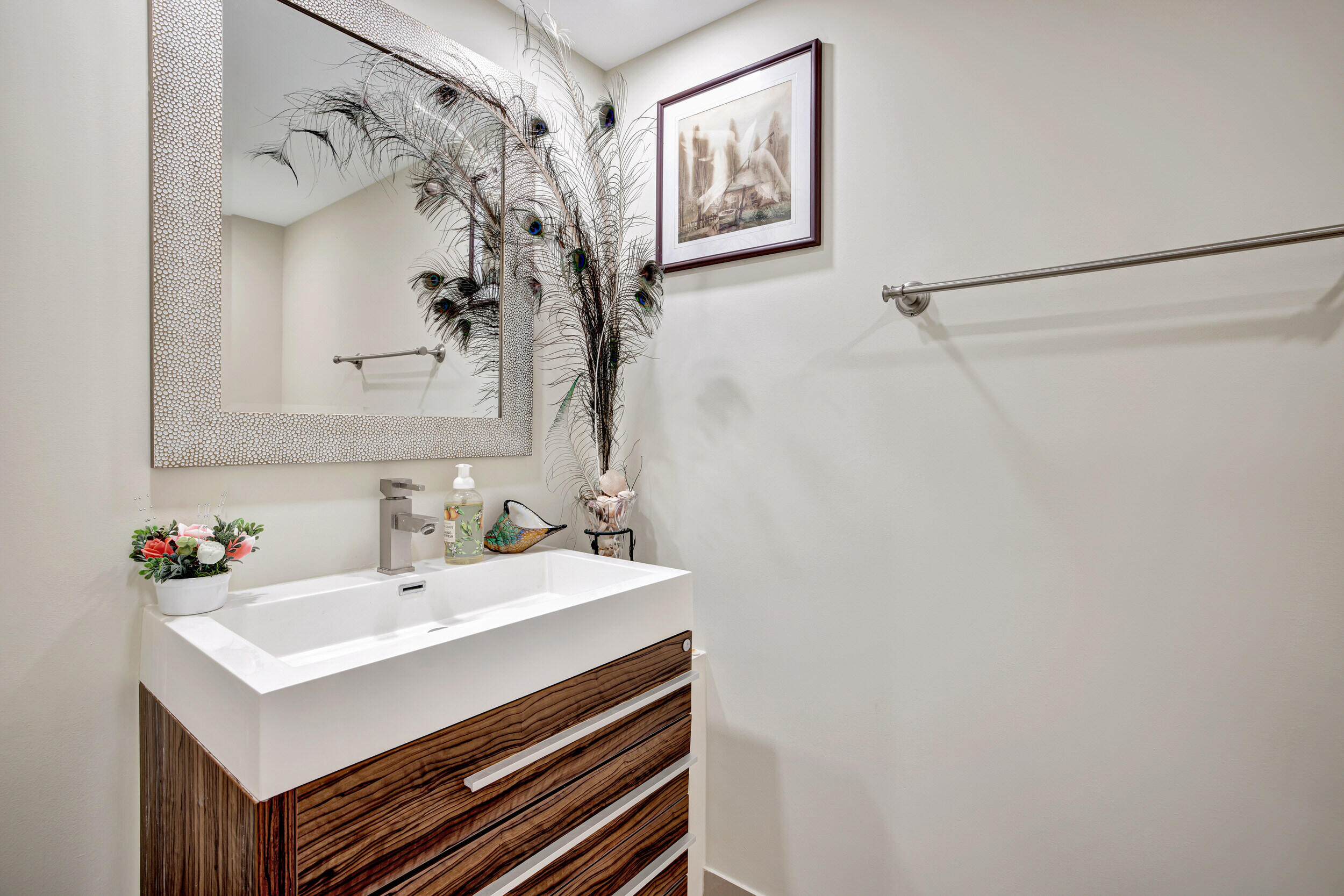 1301 NE 7th Street 318