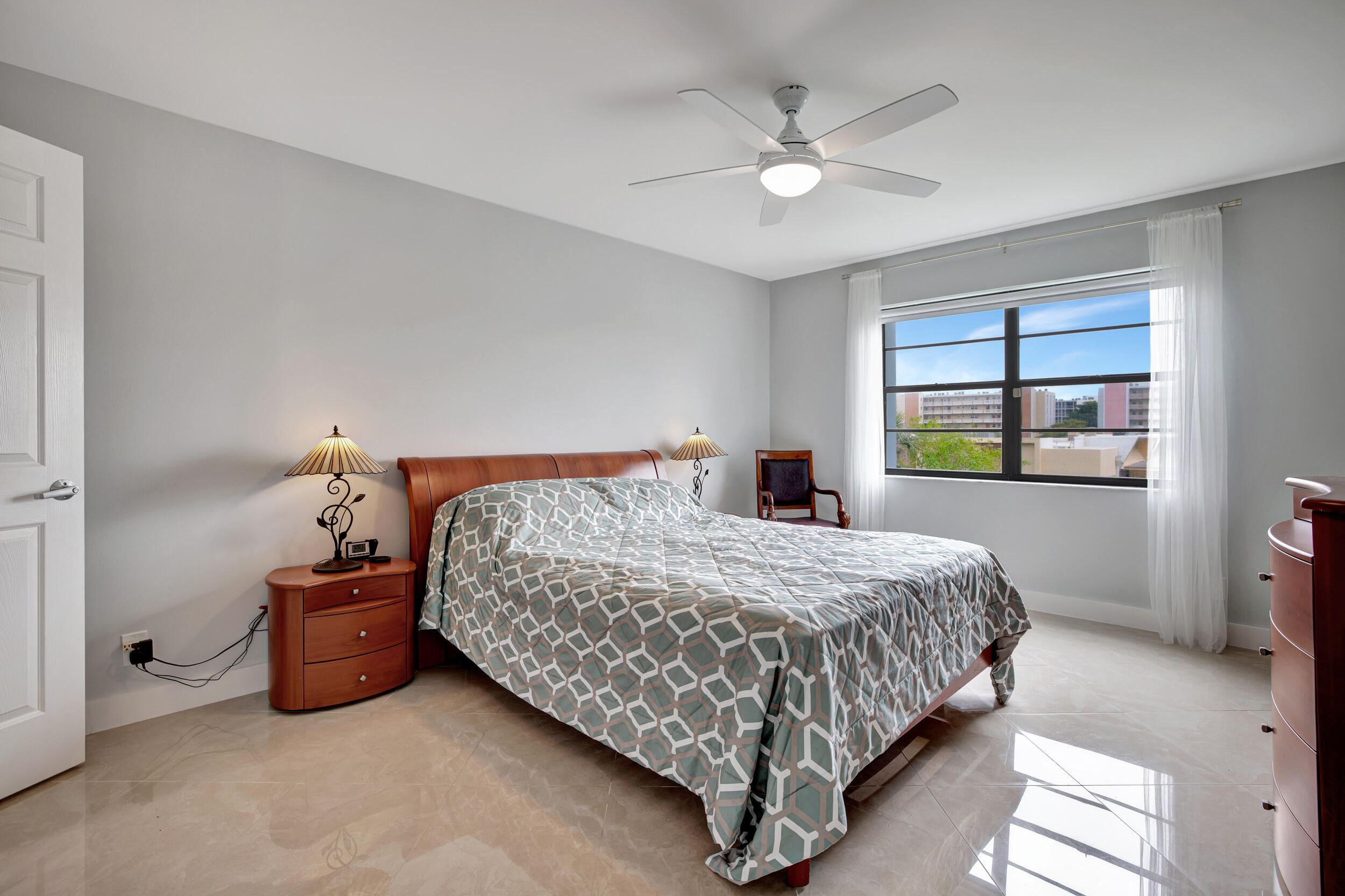 1301 NE 7th Street 318