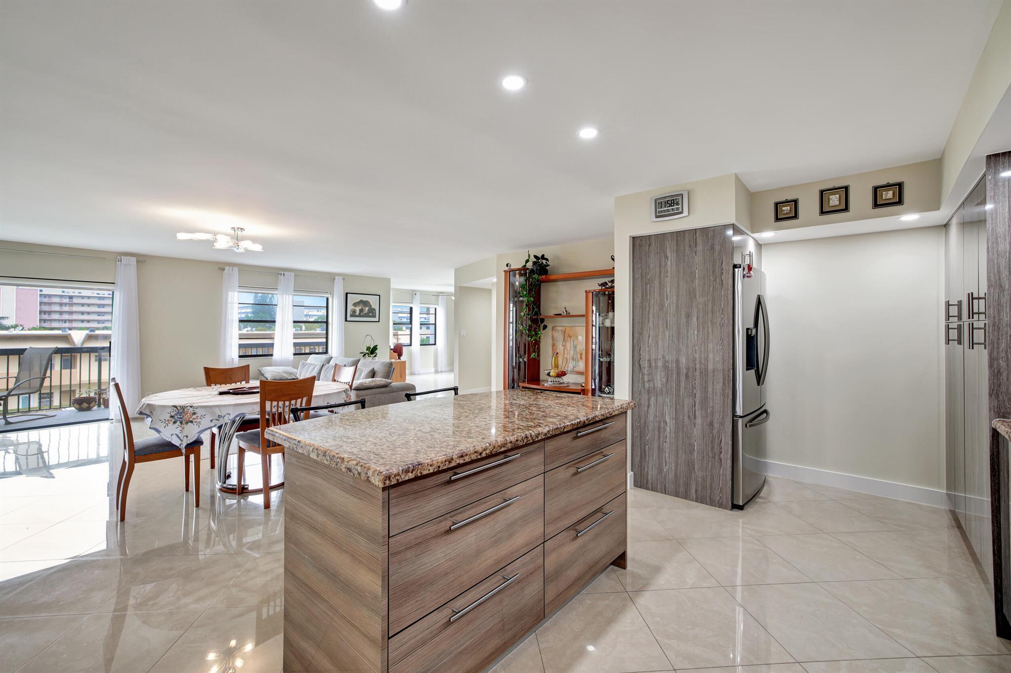 1301 NE 7th Street 318