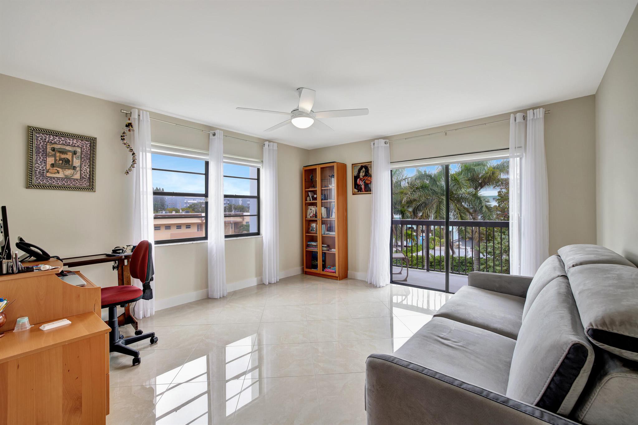 1301 NE 7th Street 318