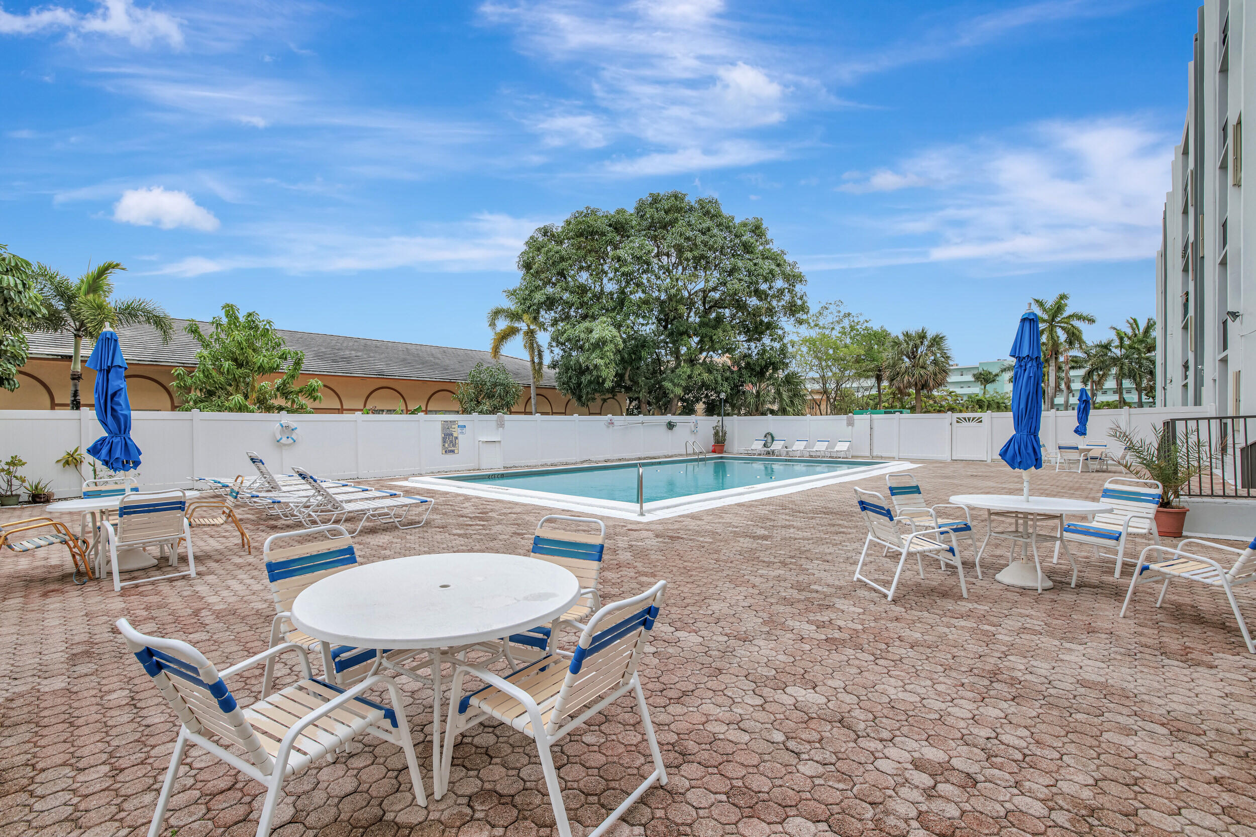 1301 NE 7th Street 318