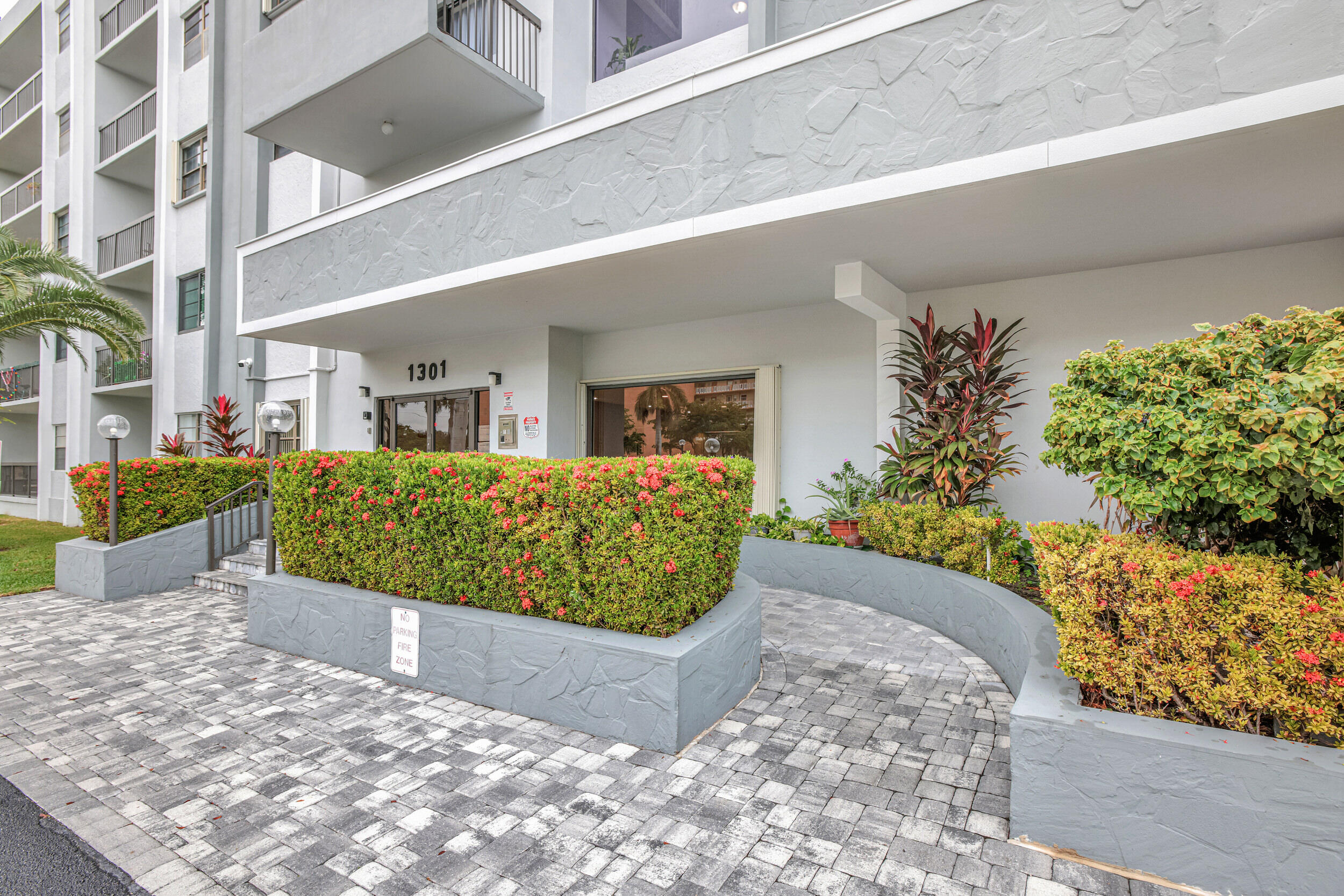 1301 NE 7th Street 318