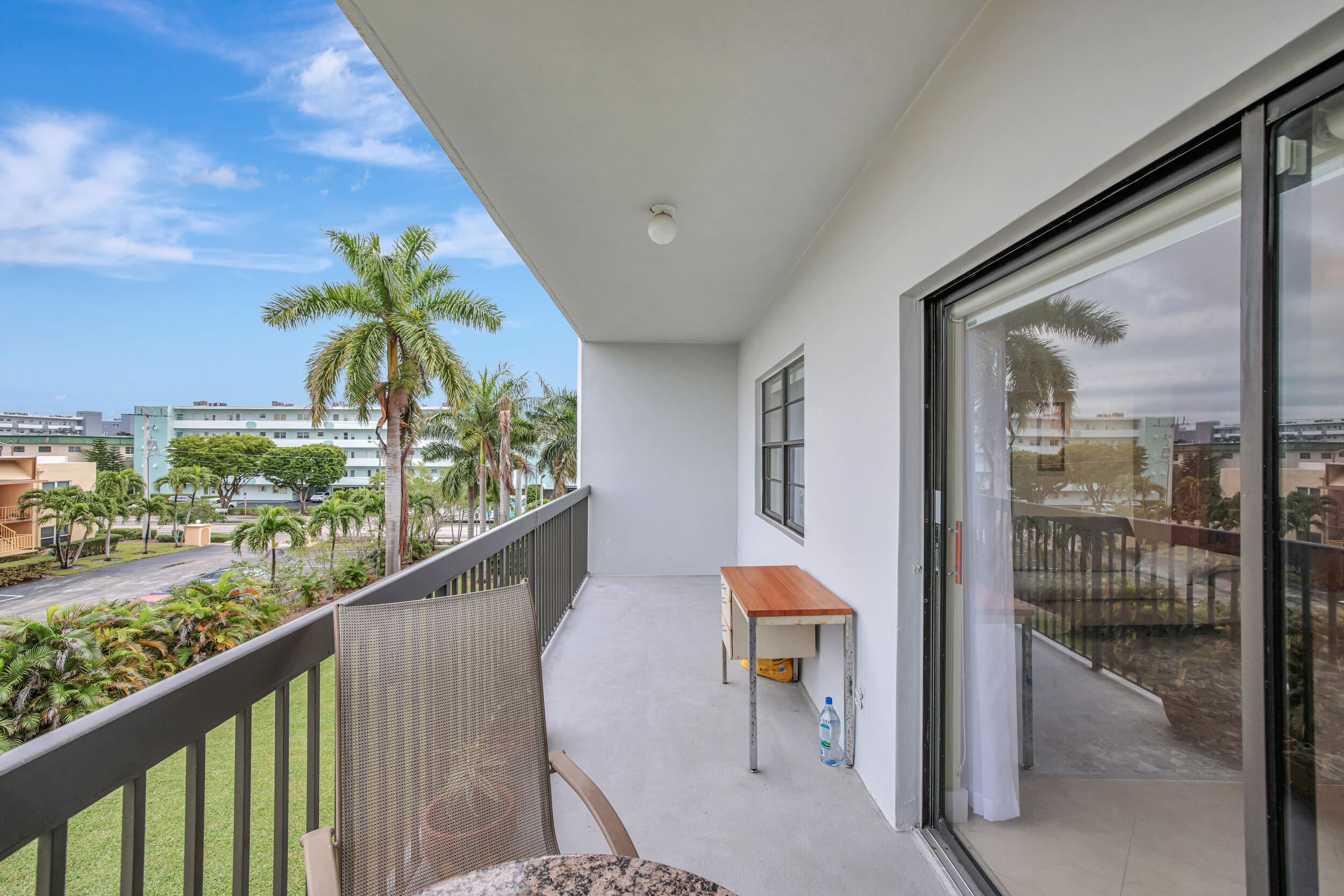 1301 NE 7th Street 318