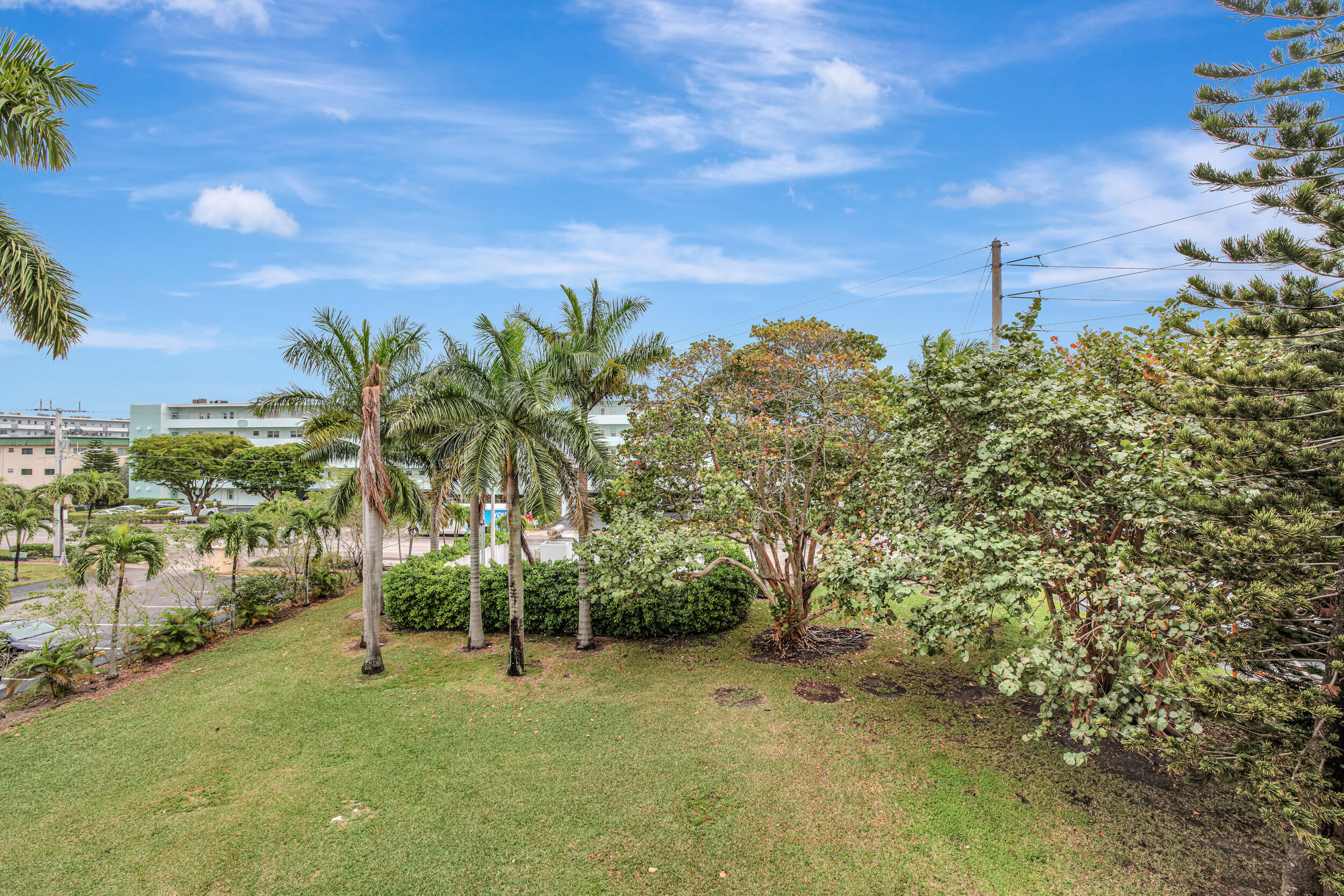 1301 NE 7th Street 318