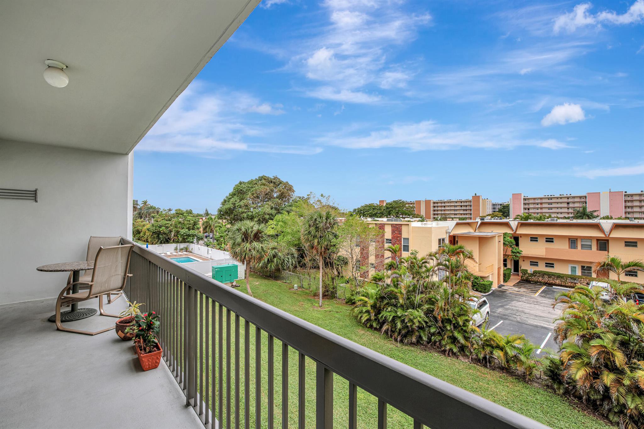 1301 NE 7th Street 318