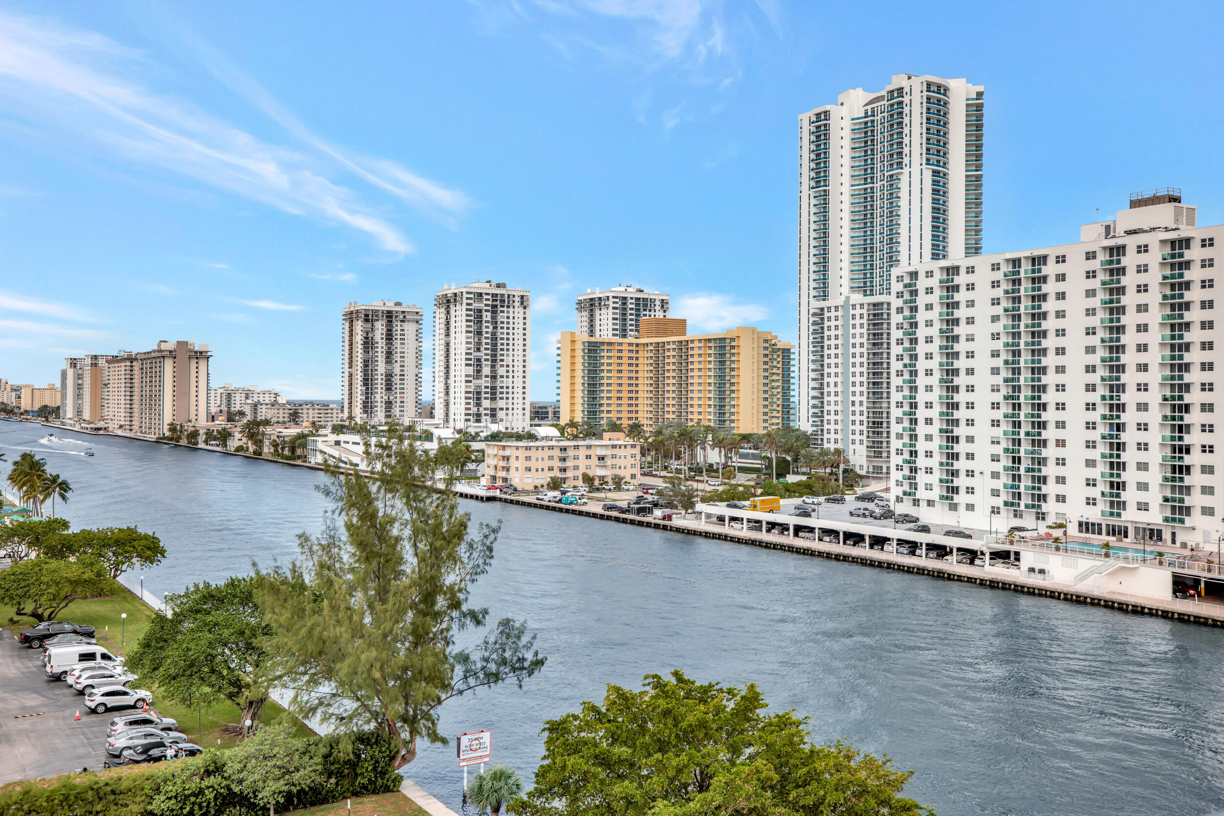 600 Parkview Drive 921