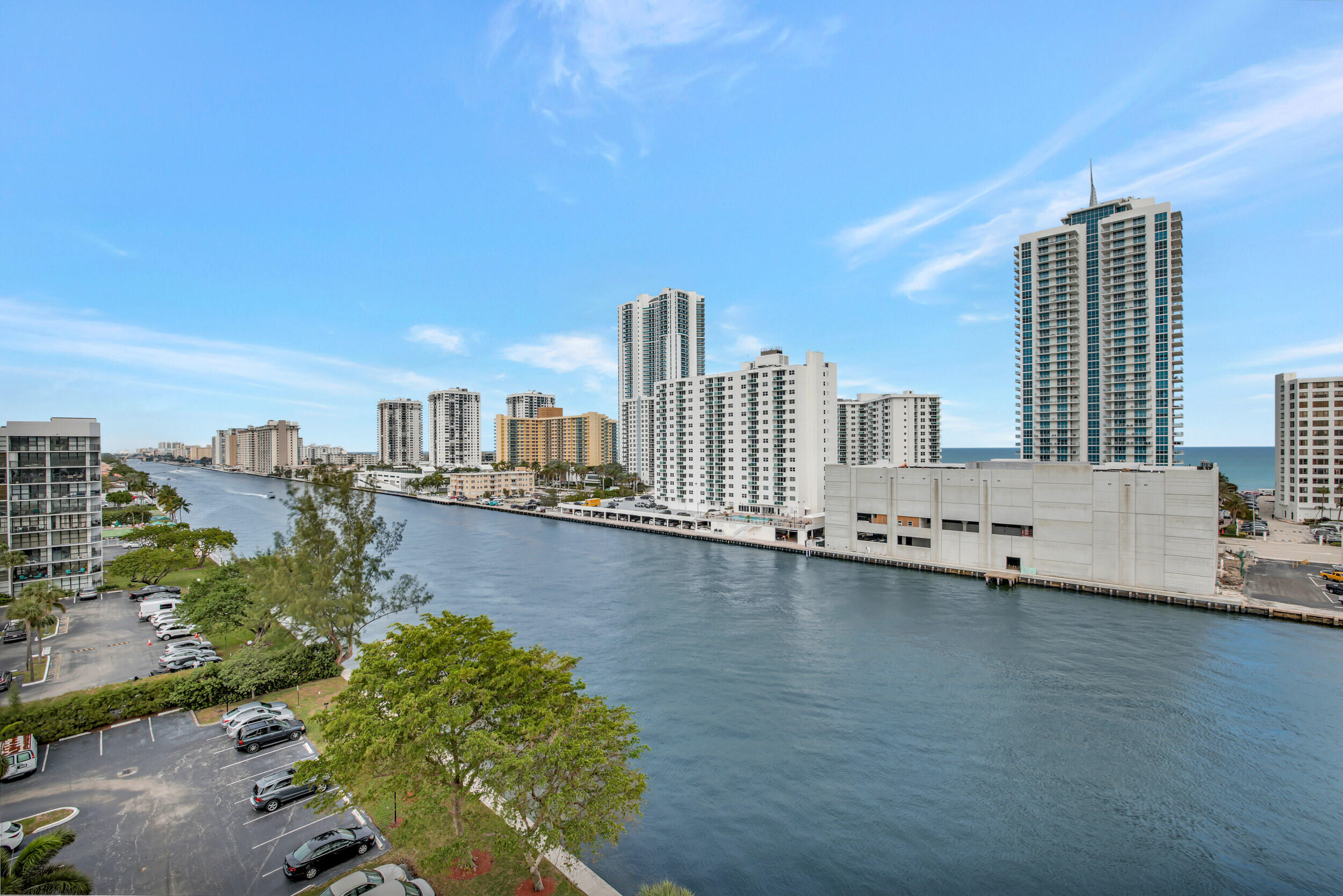 600 Parkview Drive 921