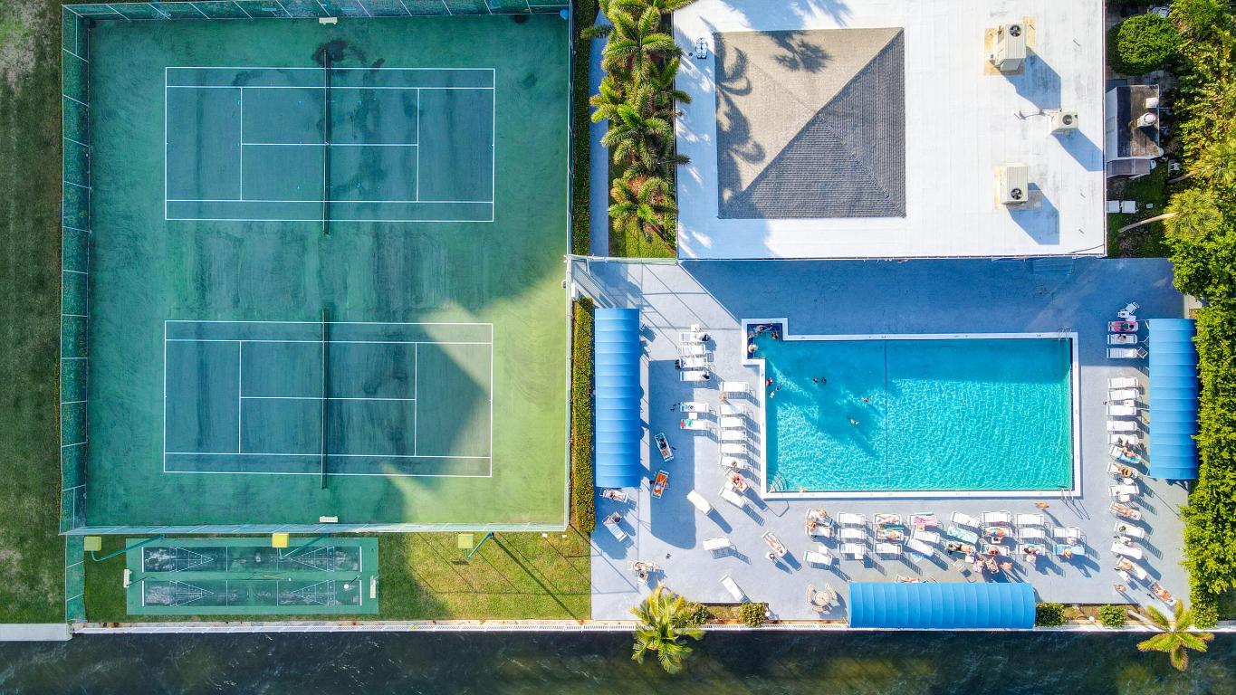 600 Parkview Drive 921