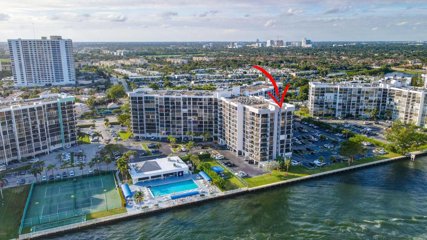 600 Parkview Drive 921