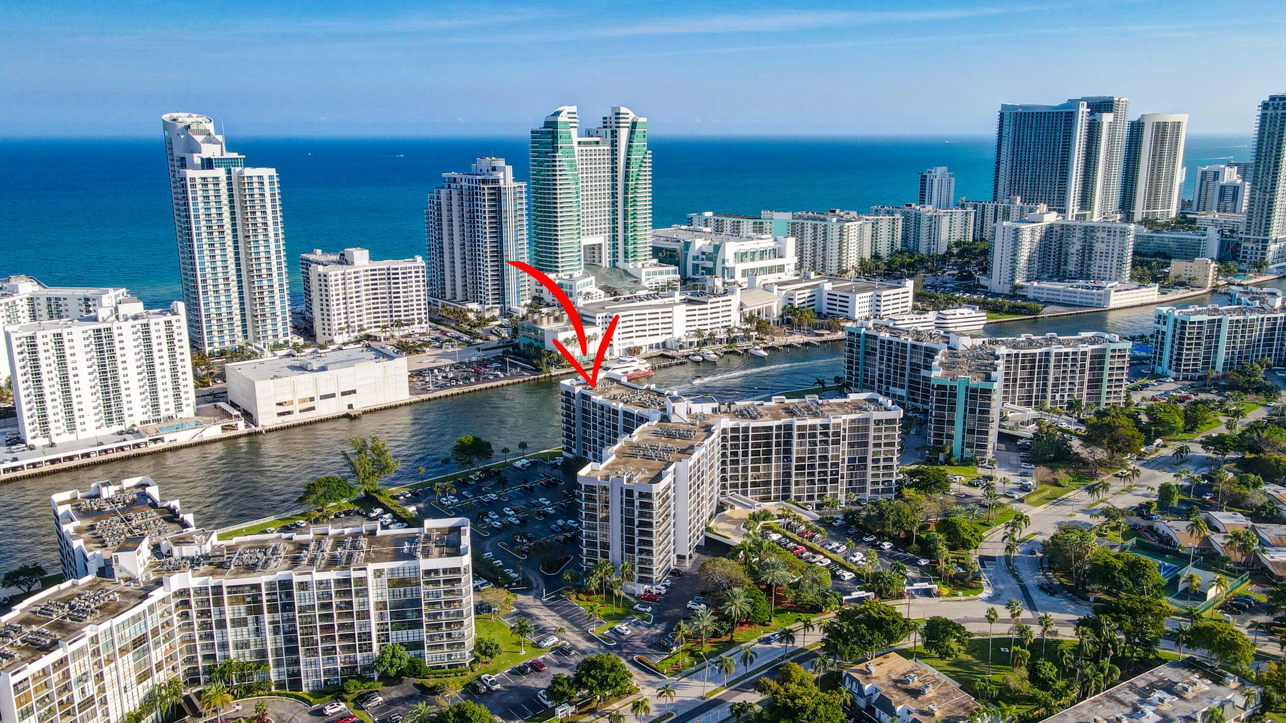 600 Parkview Drive 921