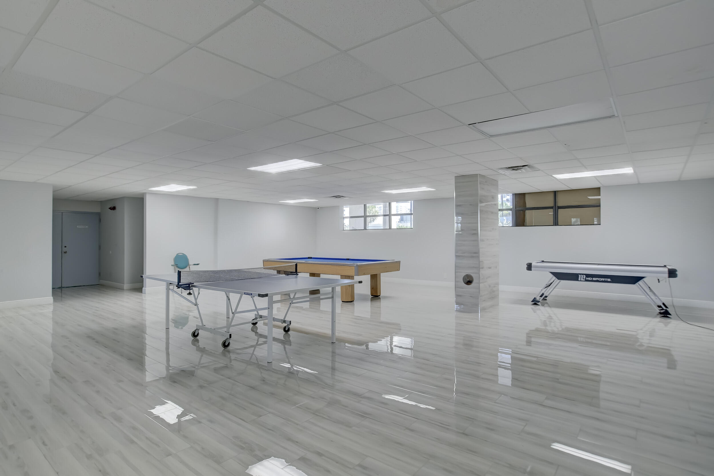 600 Parkview Drive 921