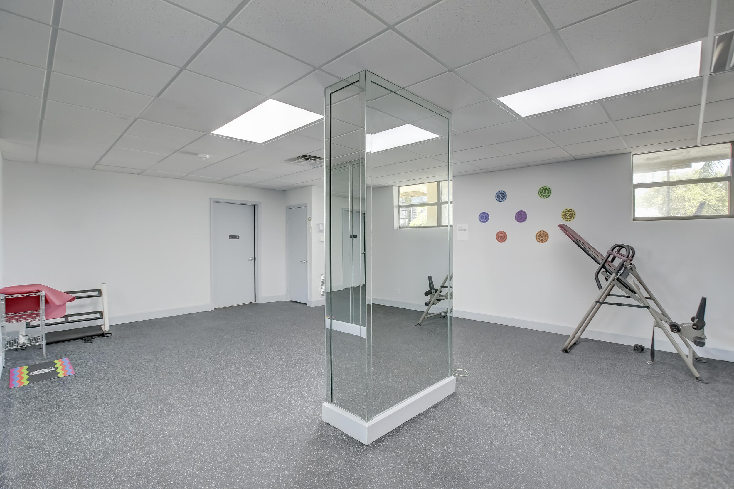 600 Parkview Drive 921