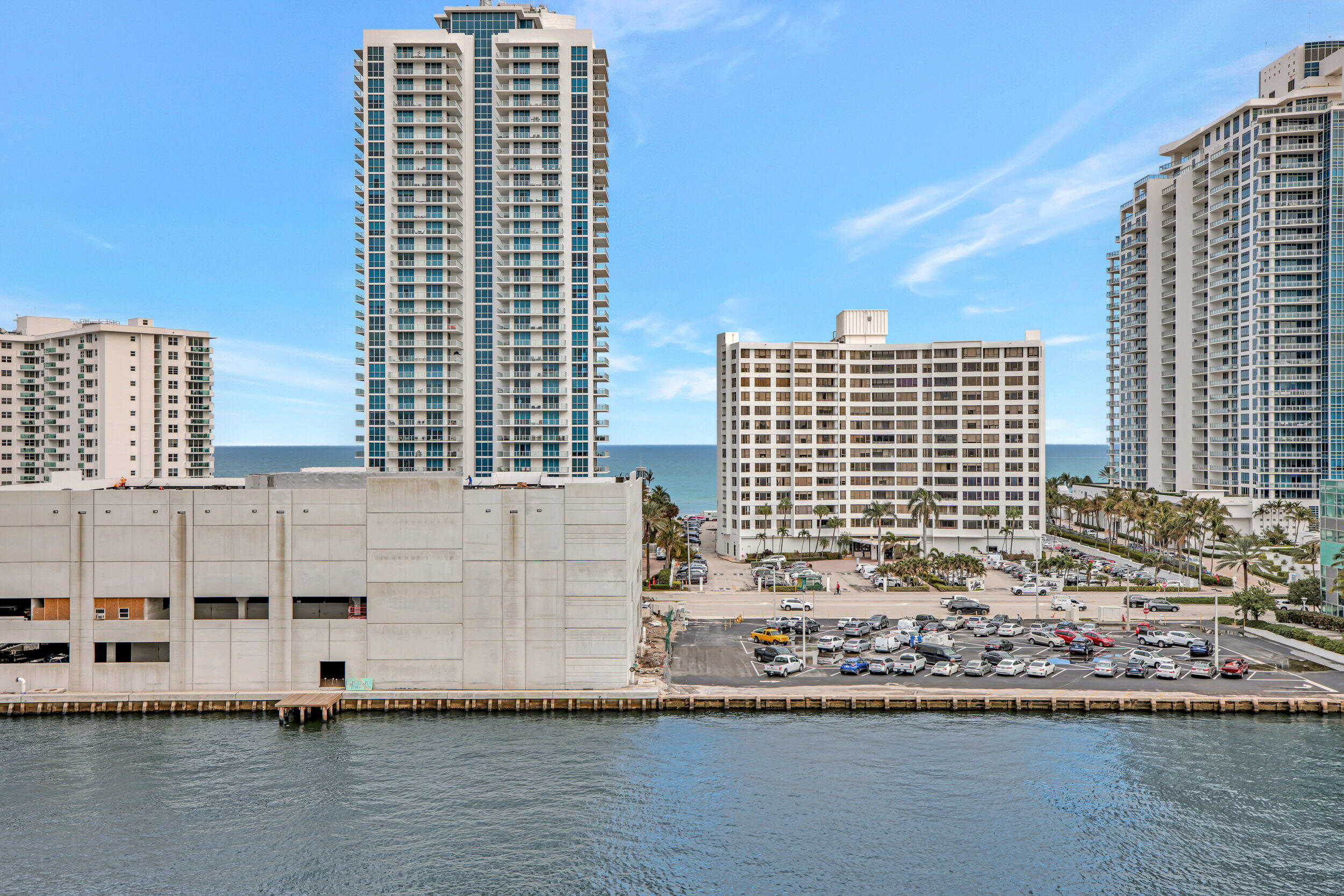 600 Parkview Drive 921