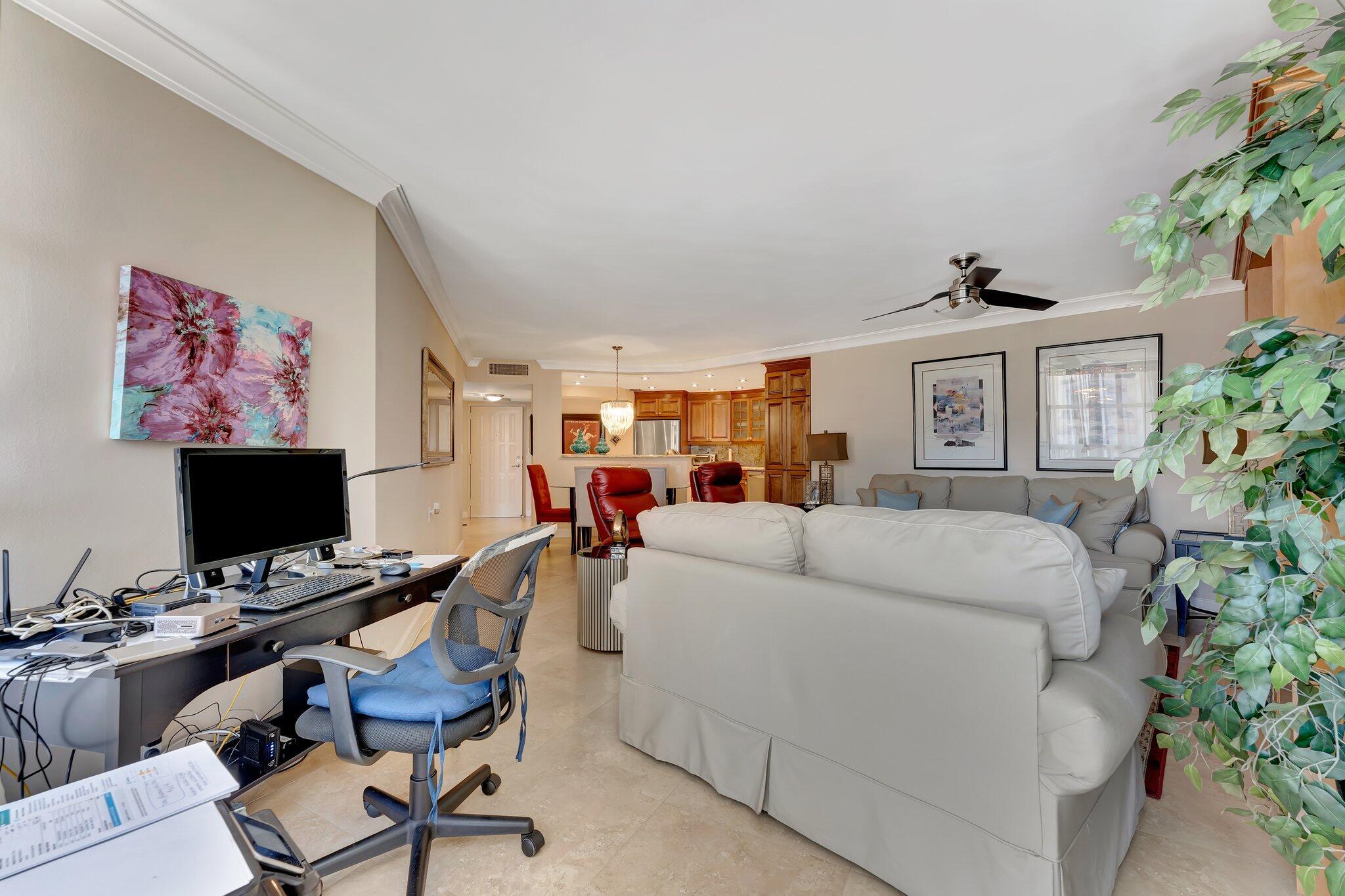 600 Parkview Drive 512