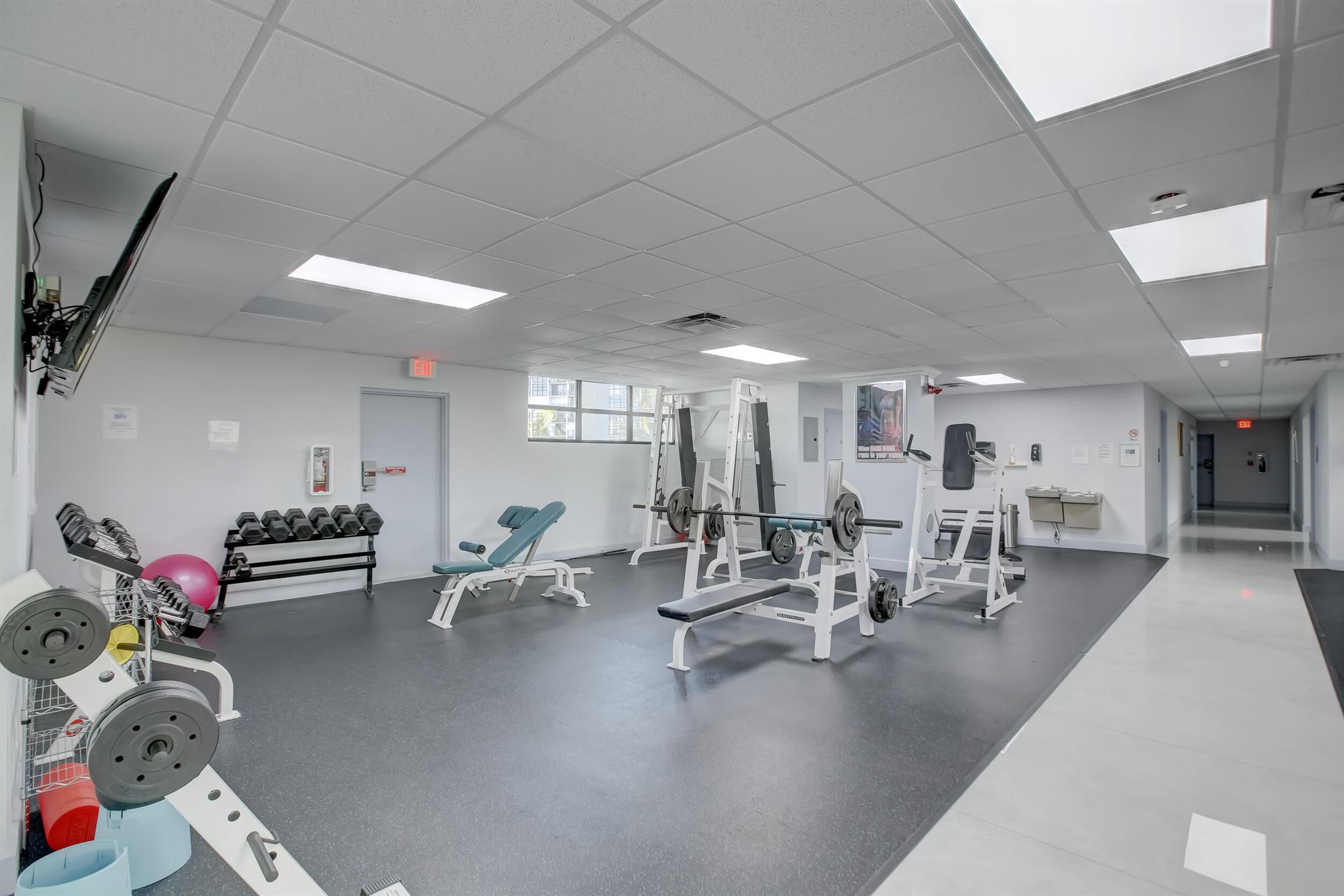 600 Parkview Drive 512