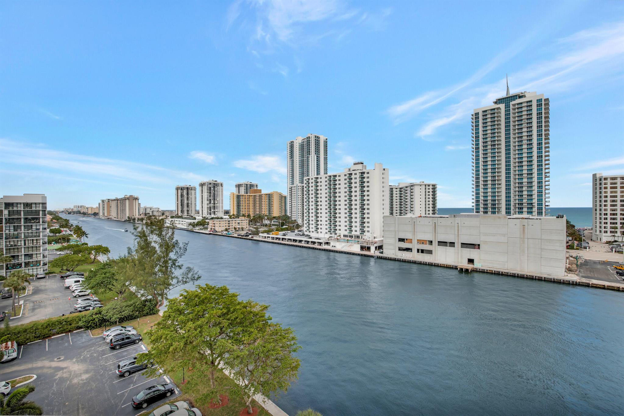 600 Parkview Drive 512