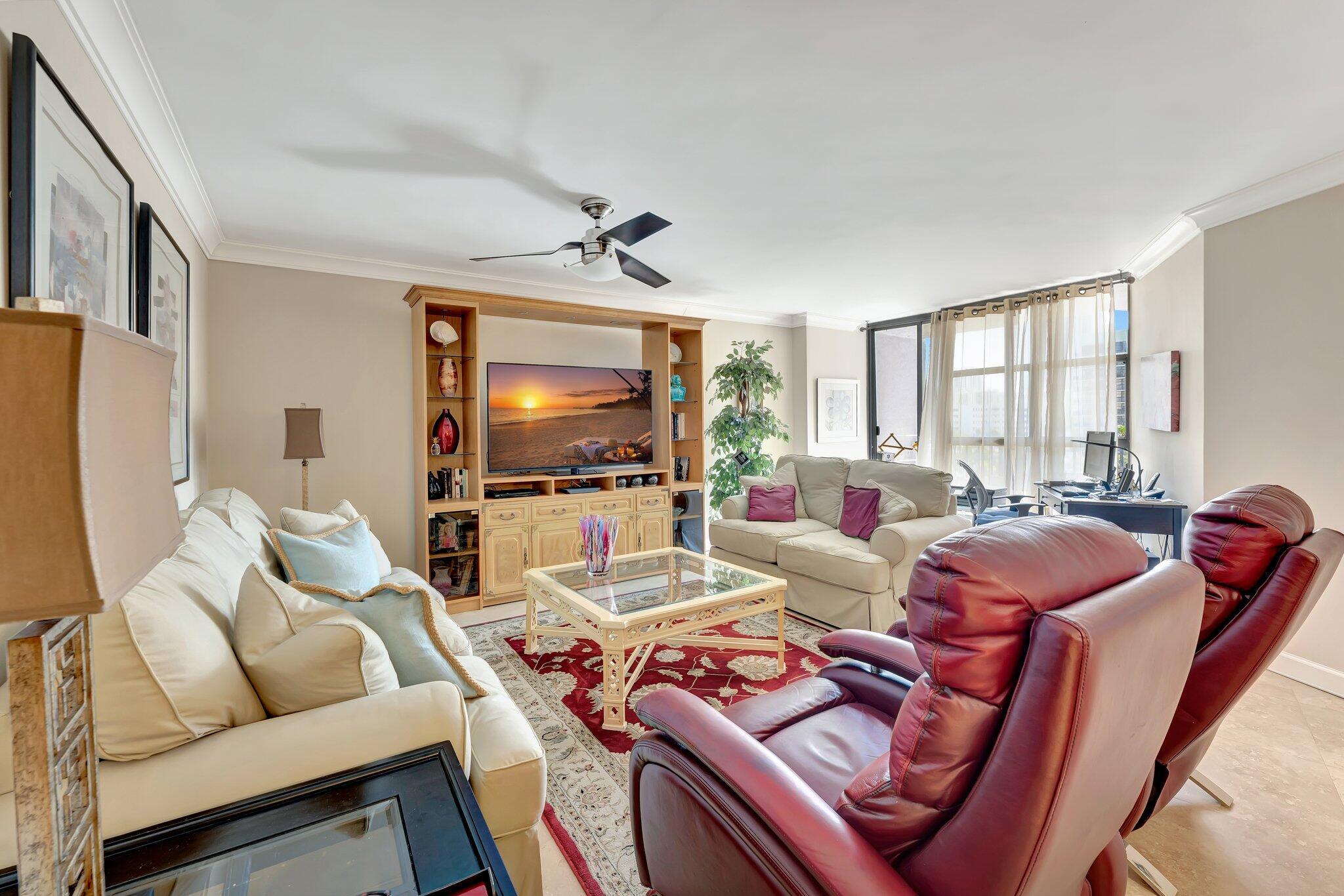 600 Parkview Drive 512