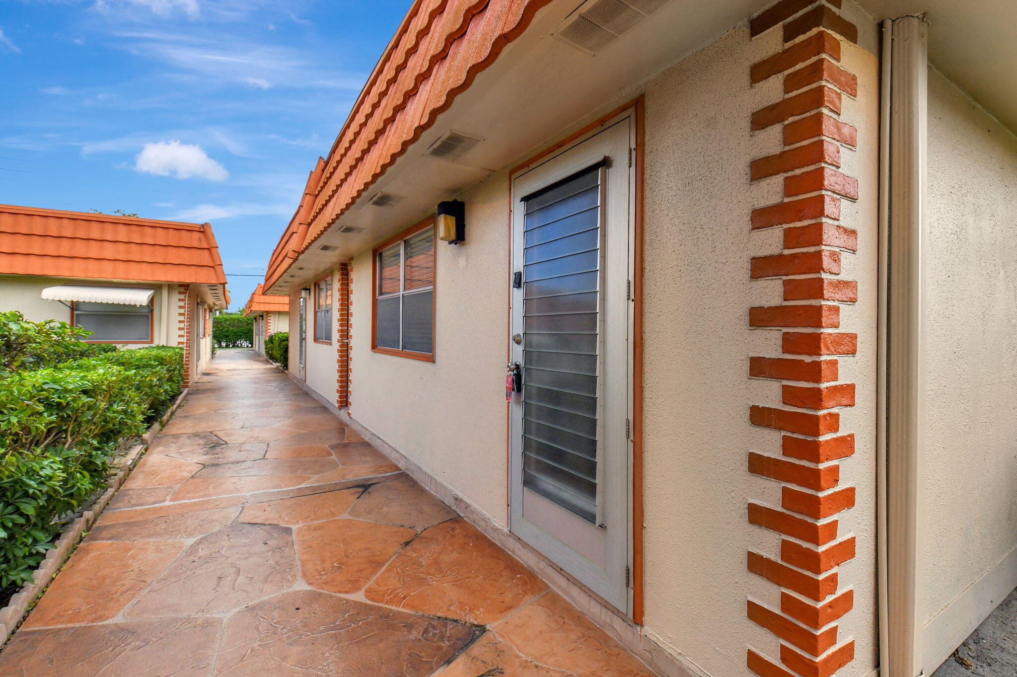 30 Seville B