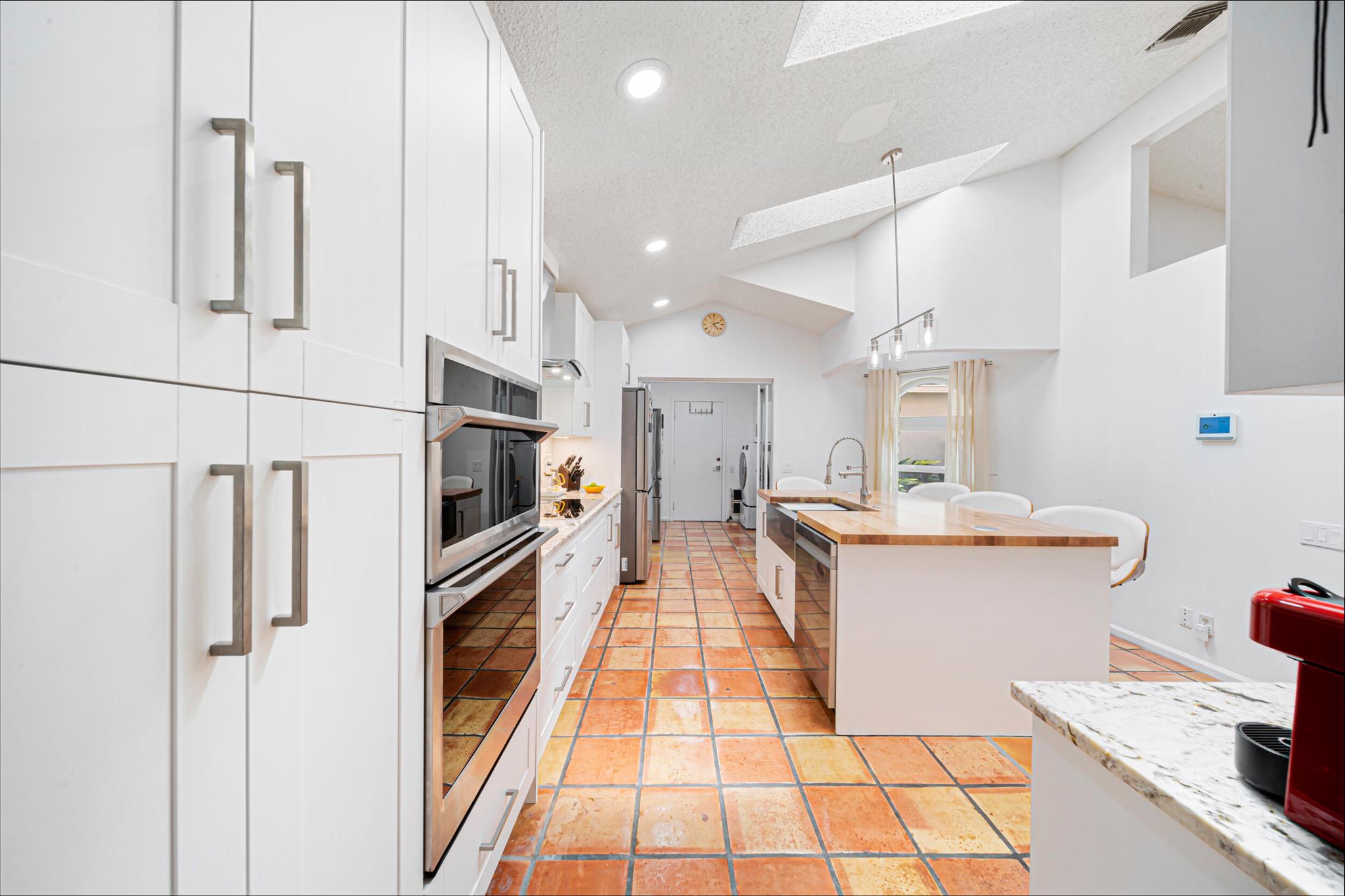 6087 Bay Isles Drive