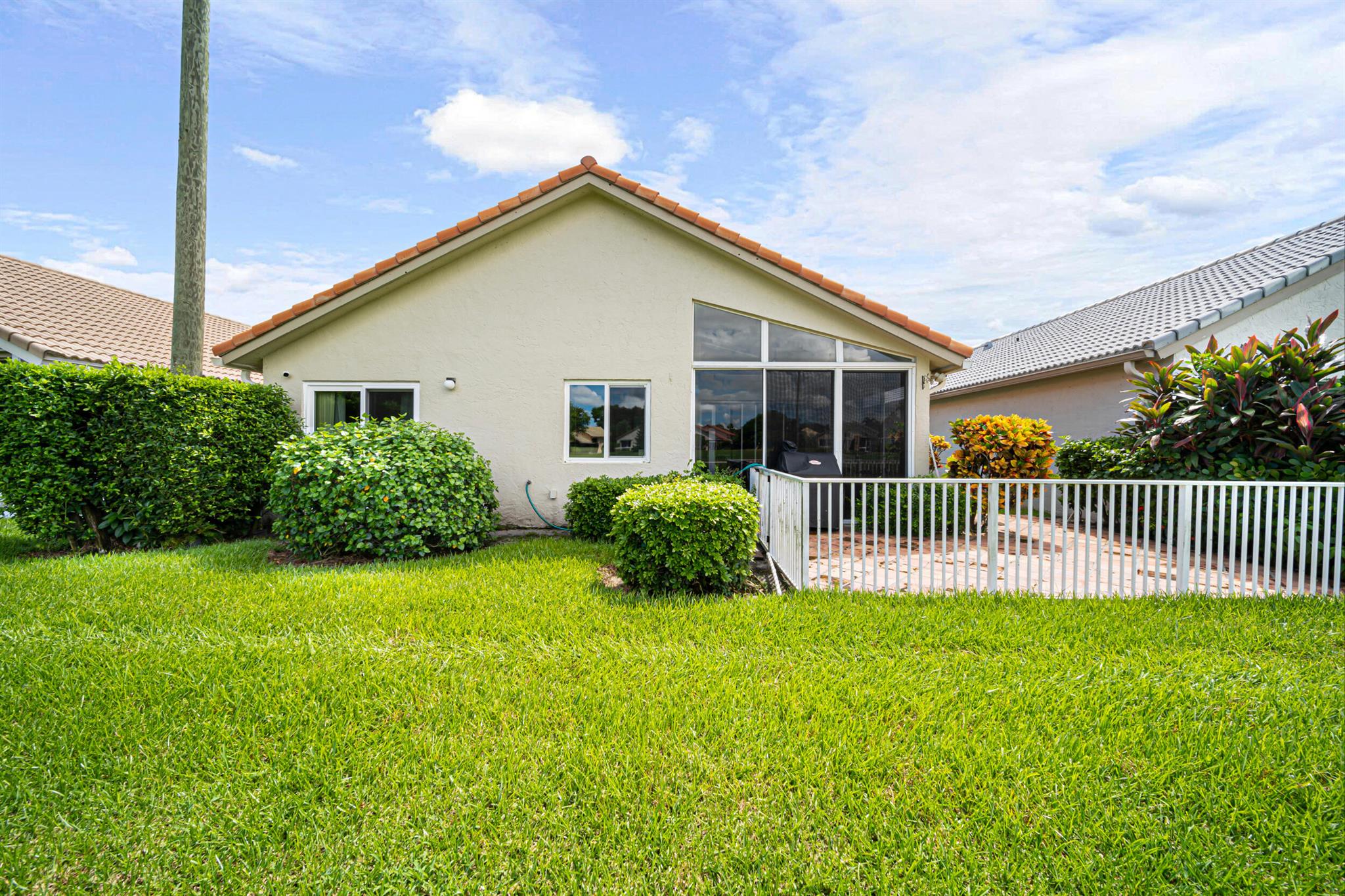 6087 Bay Isles Drive