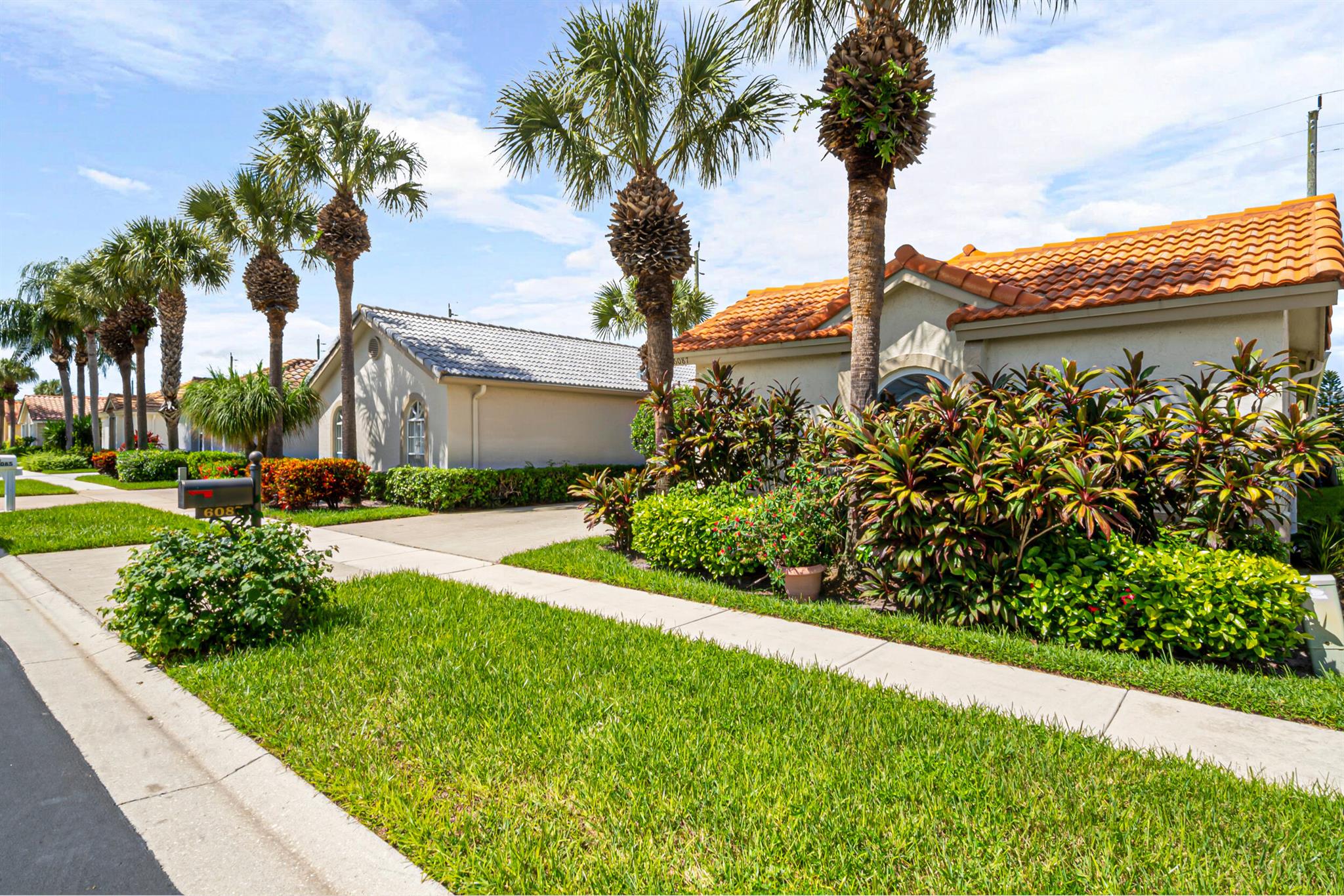 6087 Bay Isles Drive