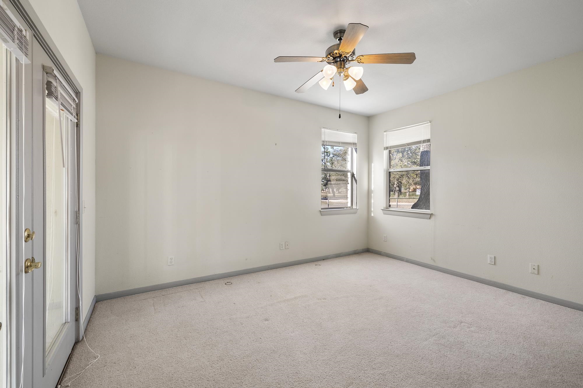 100 Agarita Drive