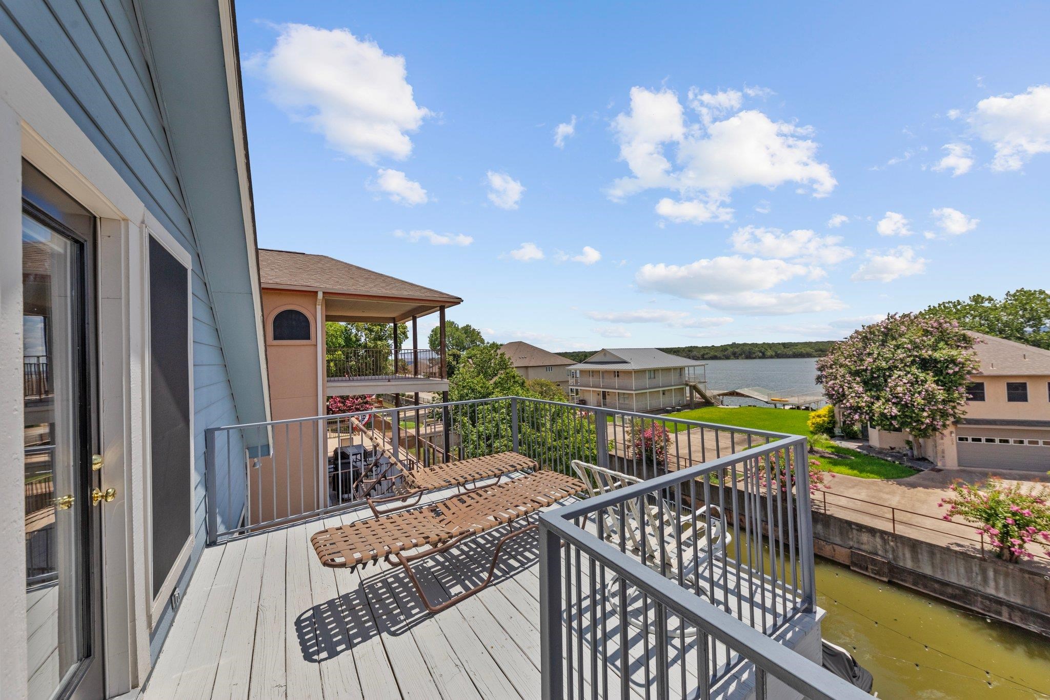 205 Waterview Drive