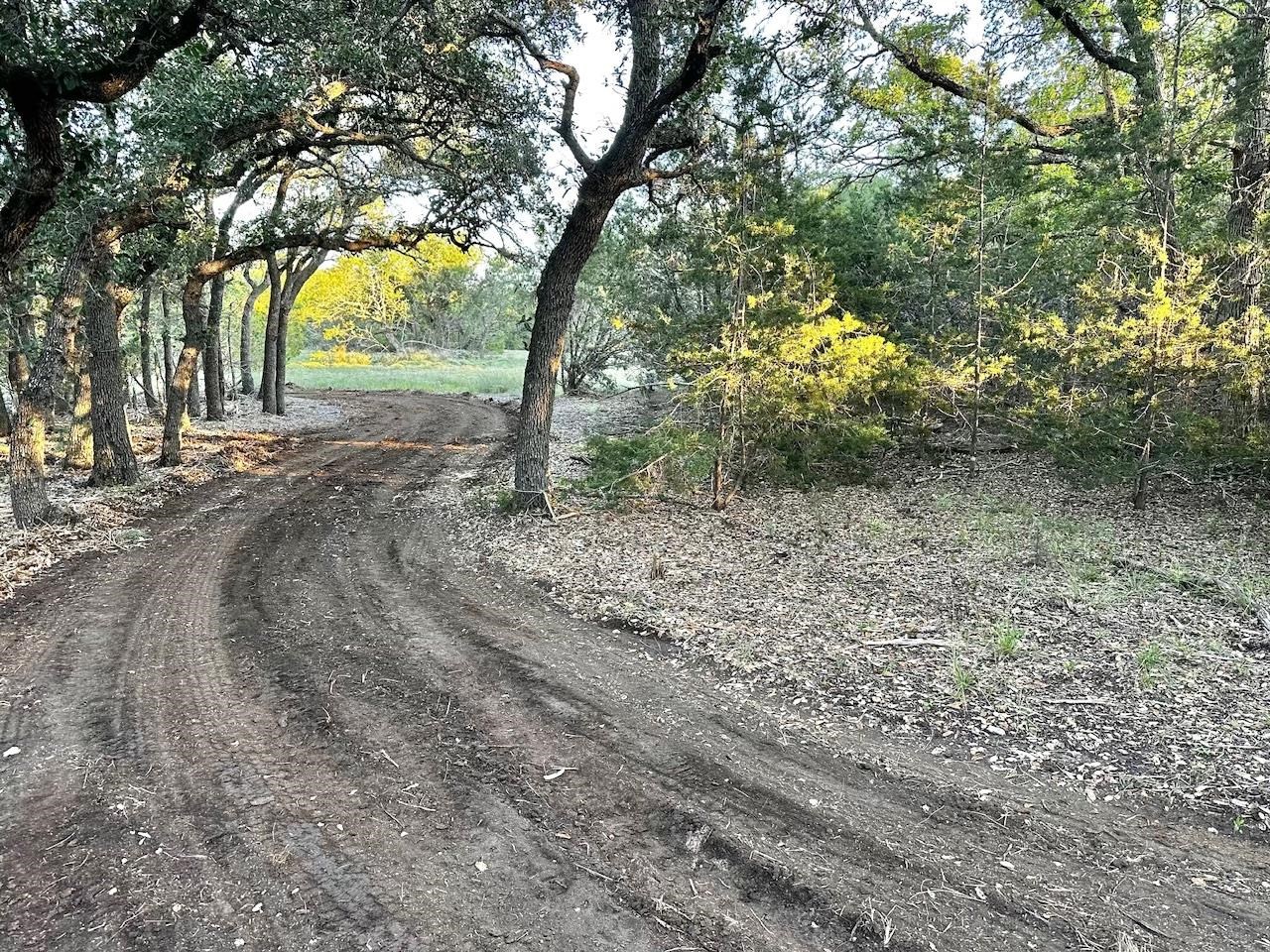 13.627 acres Lennon Lane